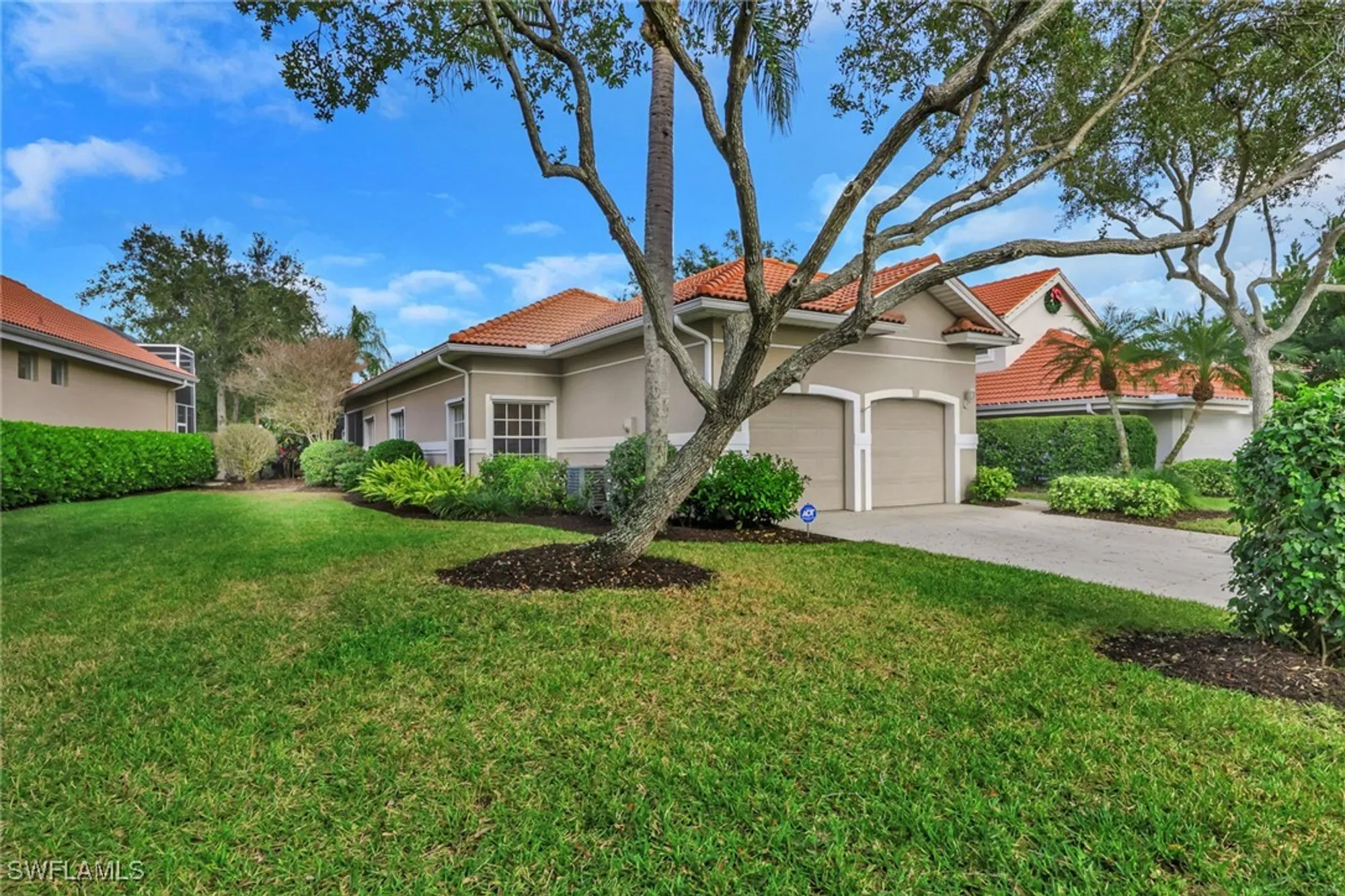 Property Slideshow image 29 of 41 | 127 napa ridge way, Naples, FL, 34119