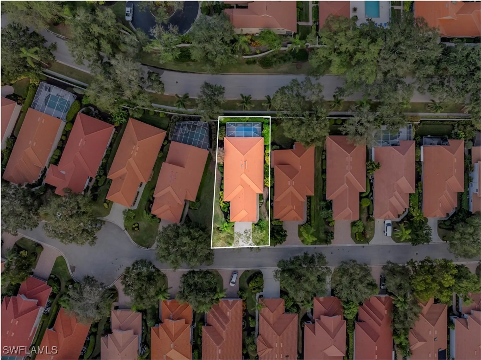 Property Slideshow image 32 of 41 | 127 napa ridge way, Naples, FL, 34119