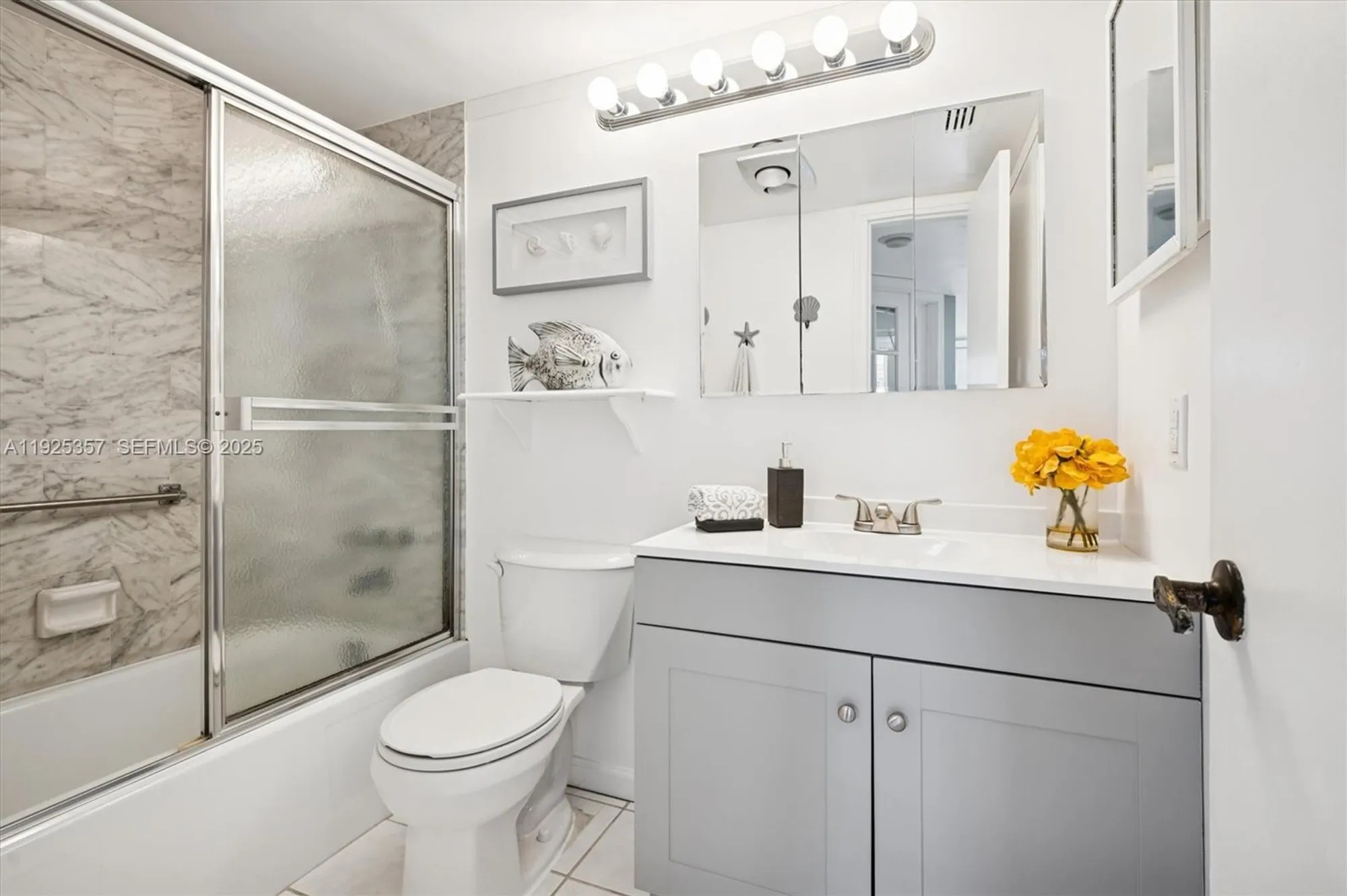 Property Slideshow image 14 of 49 | 9511 n hollybrook lake dr apt 108, Pembroke Pines, FL, 33025