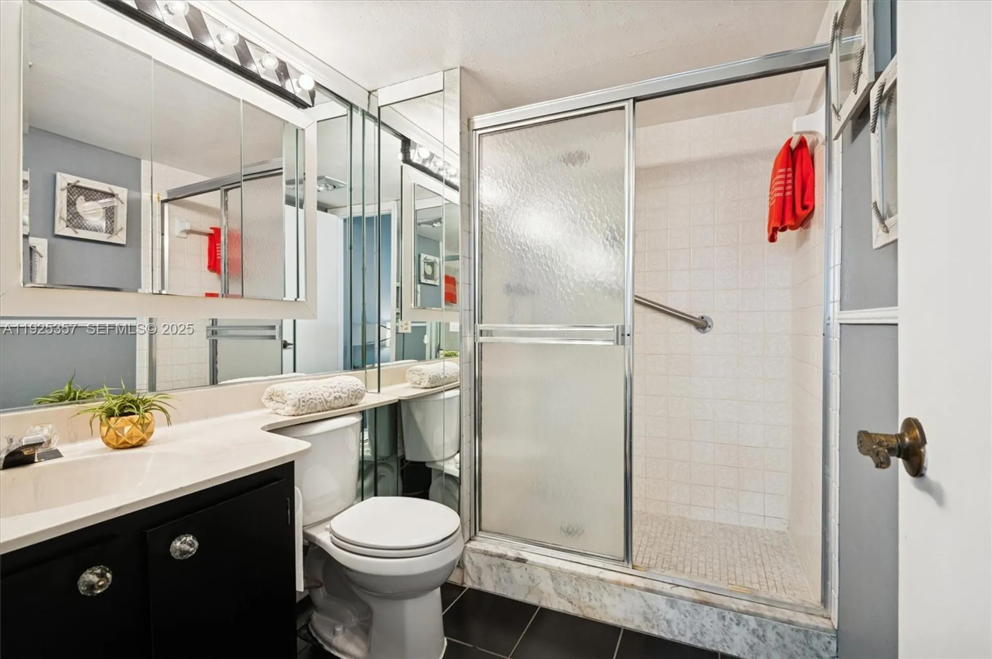 Property Slideshow image 12 of 49 | 9511 n hollybrook lake dr apt 108, Pembroke Pines, FL, 33025