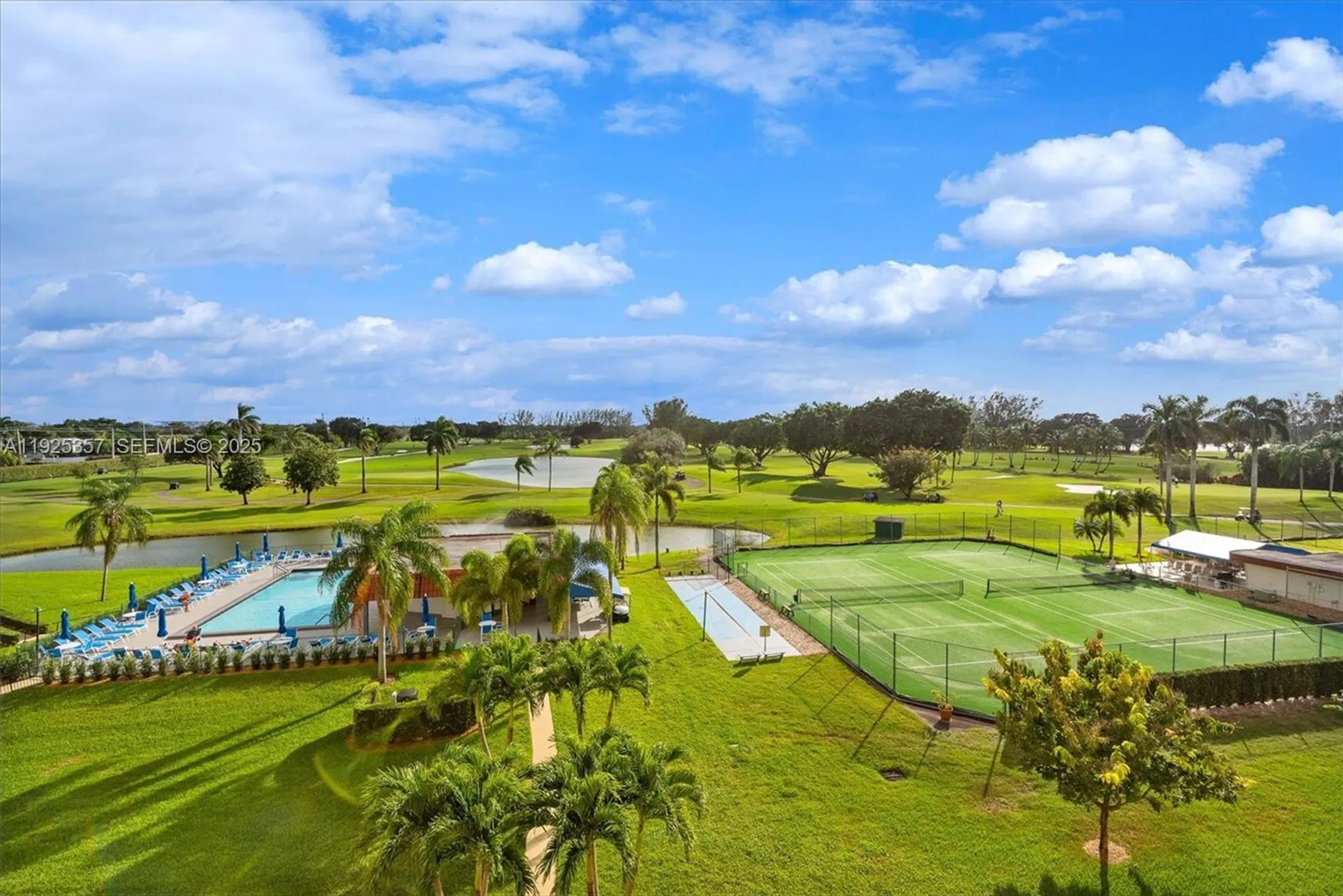 Property Slideshow image 25 of 49 | 9511 n hollybrook lake dr apt 108, Pembroke Pines, FL, 33025