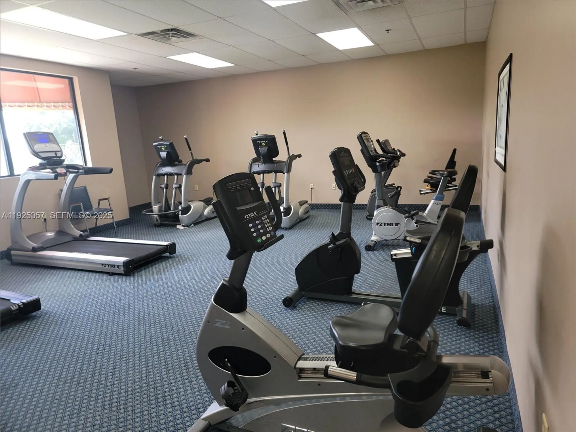 Property Slideshow image 48 of 49 | 9511 n hollybrook lake dr apt 108, Pembroke Pines, FL, 33025