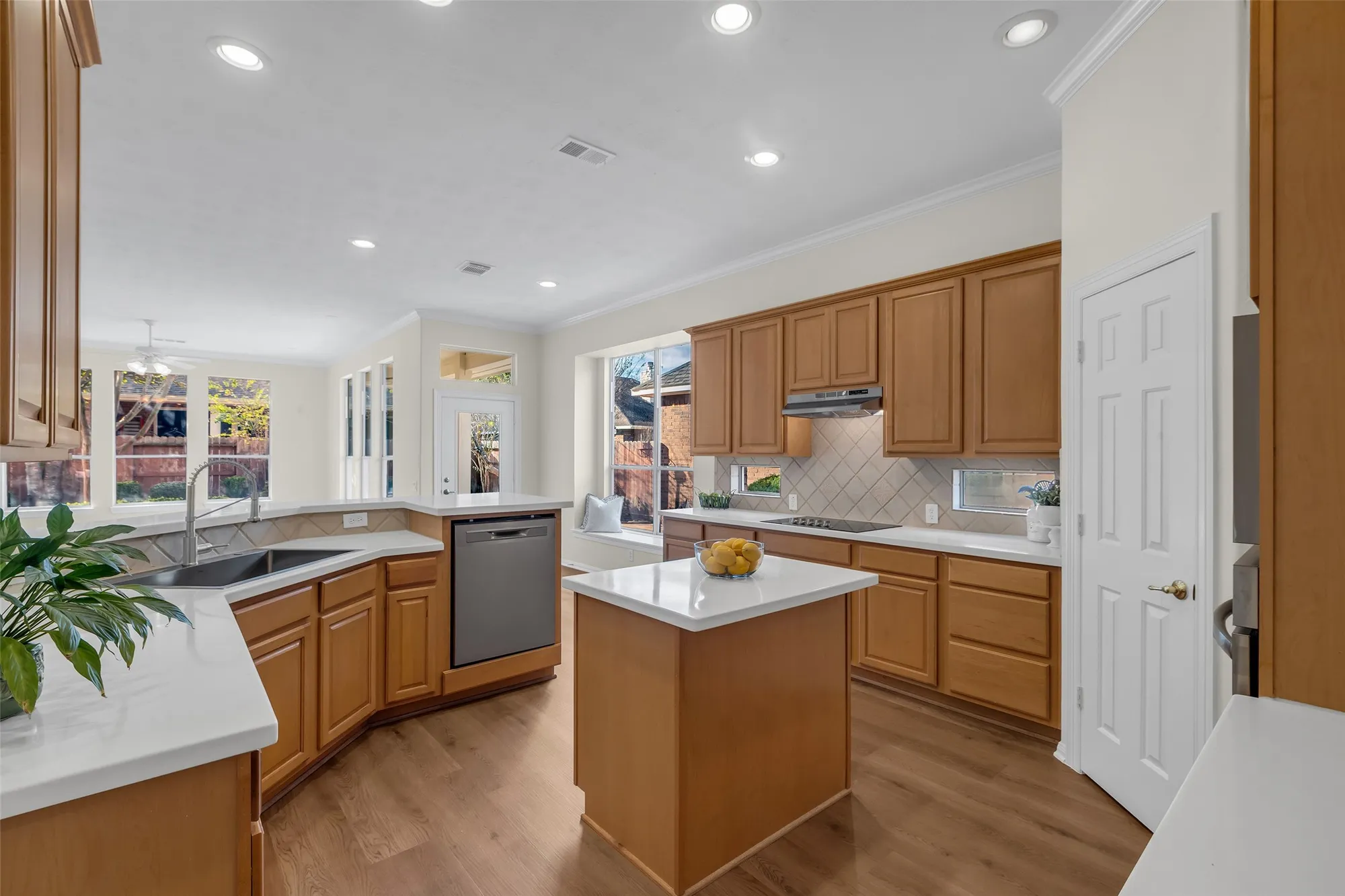 Property Slideshow image 14 of 38 | 5118 flower ridge ct, Katy, TX, 77494