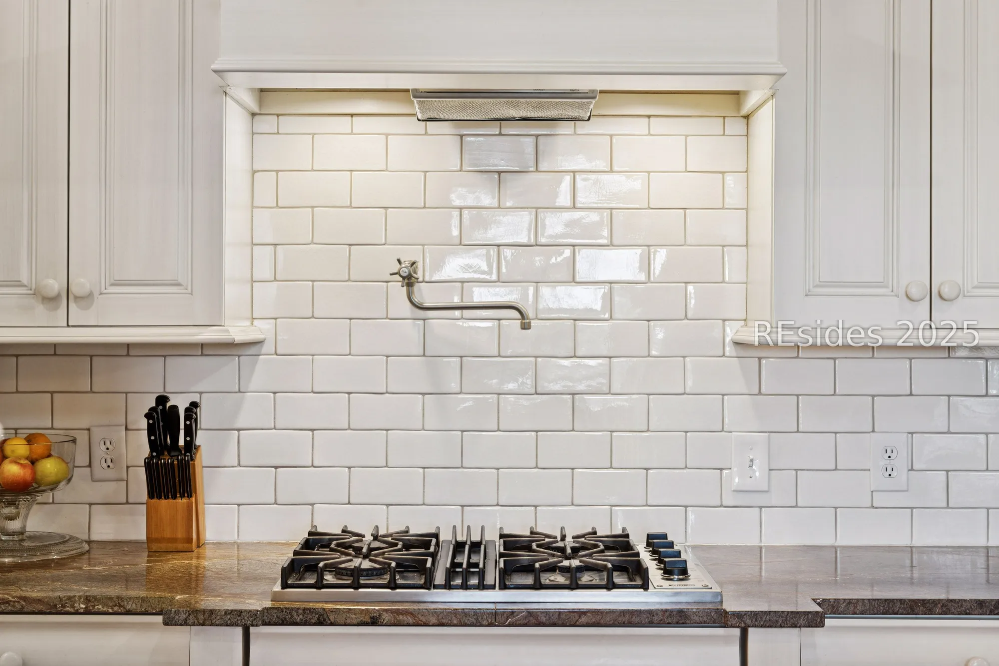 Property Slideshow image 27 of 83 | 50 broad pointe dr, Hilton Head Island, SC, 29926