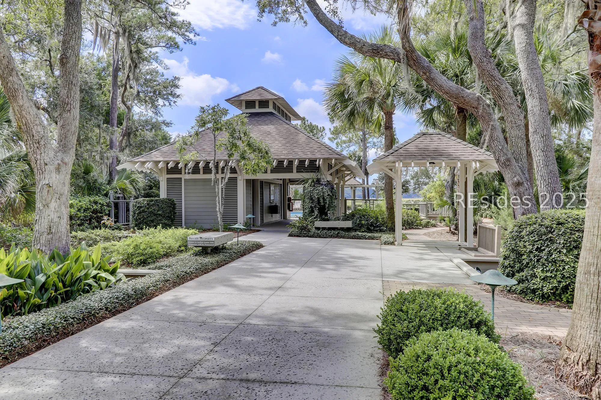Property Slideshow image 80 of 83 | 50 broad pointe dr, Hilton Head Island, SC, 29926
