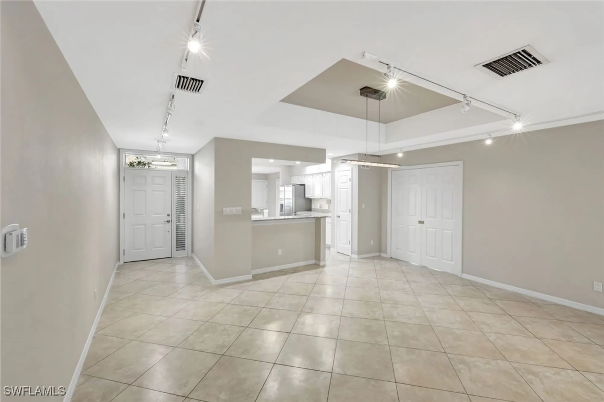 Property Slideshow image 32 of 46 | 240 via perignon # 9-1, Naples, FL, 34119