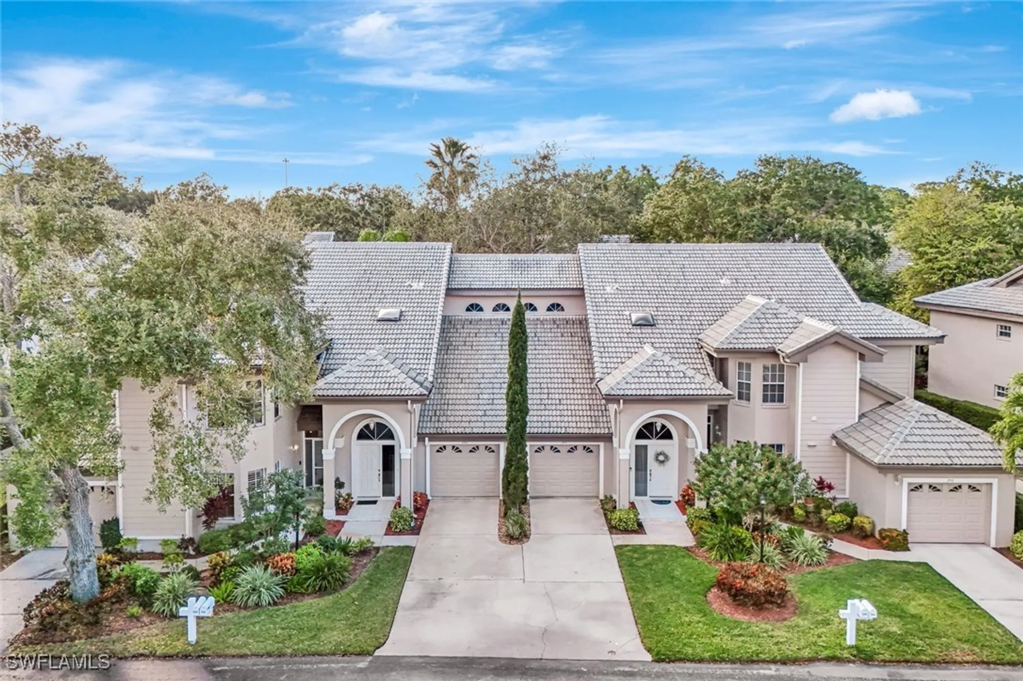 Property Slideshow image 4 of 46 | 240 via perignon # 9-1, Naples, FL, 34119