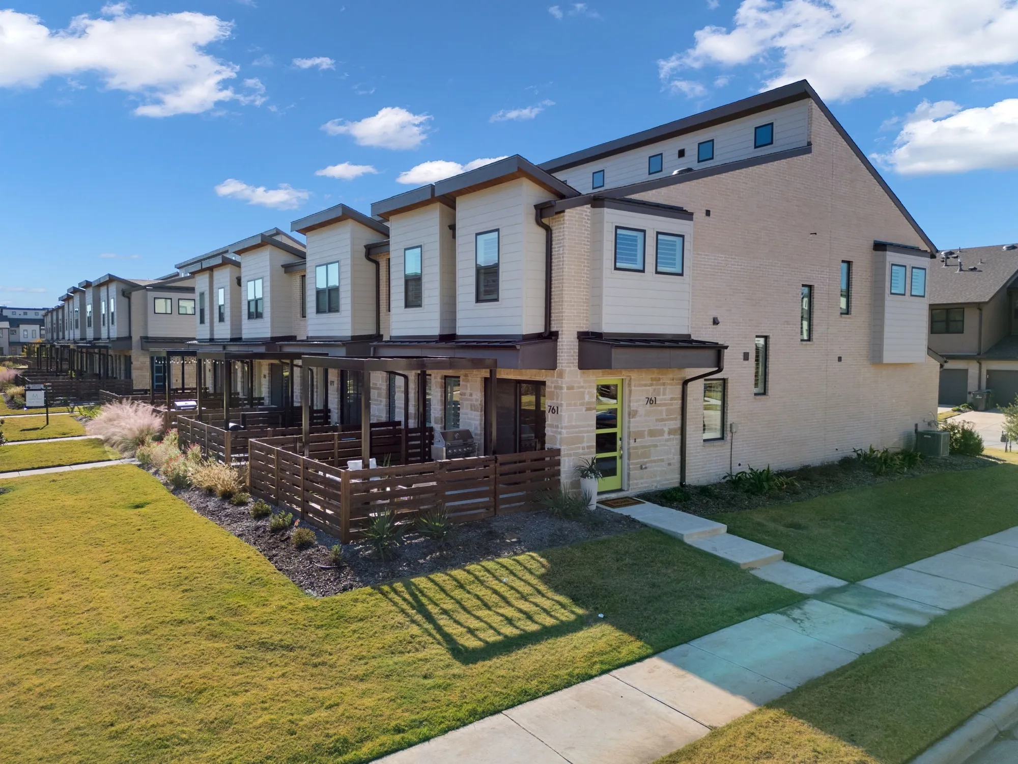 Property Slideshow image 17 of 19 | 761 cavitt ct, Prosper, TX, 75078