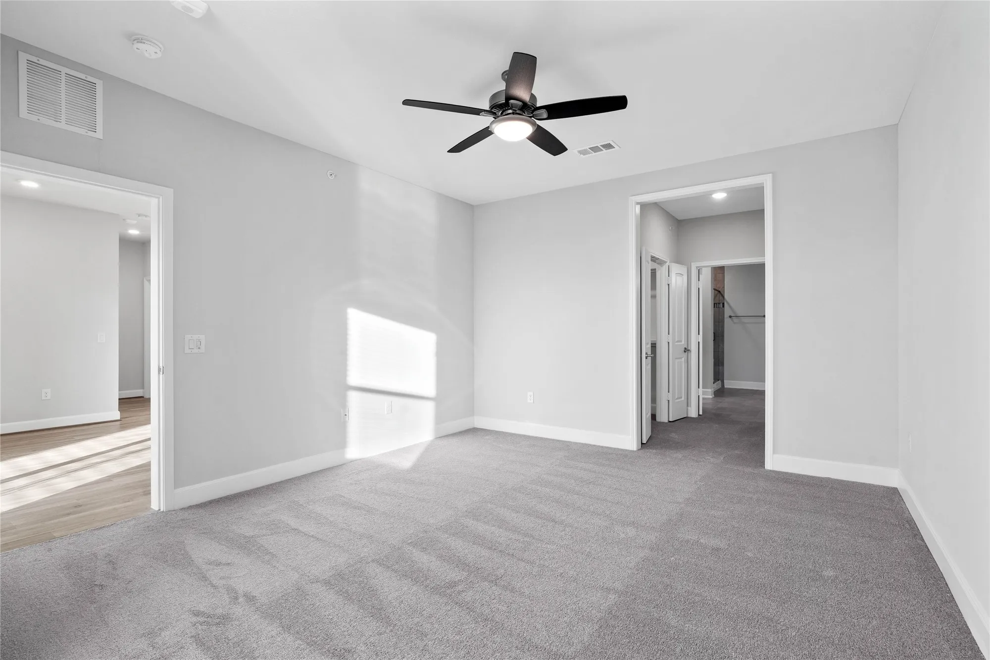 Property Slideshow image 19 of 44 | 6804 westview dr apt 3404, Houston, TX, 77055