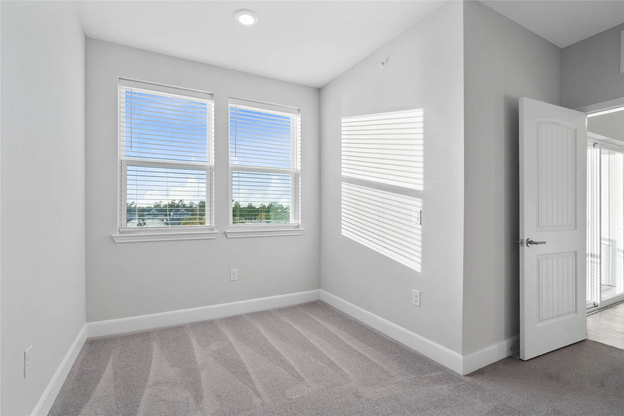 Property Slideshow image 20 of 44 | 6804 westview dr apt 3404, Houston, TX, 77055