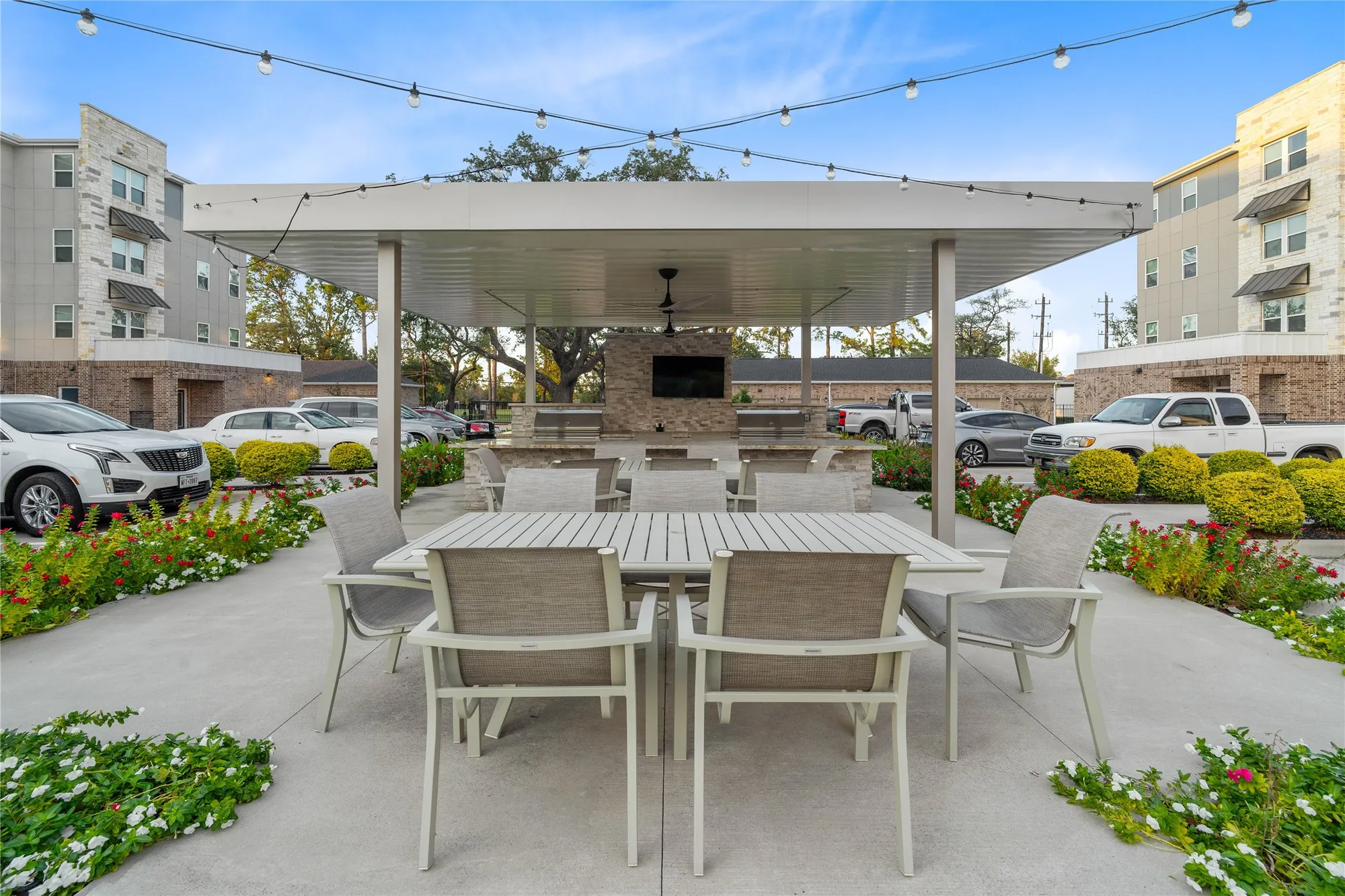 Property Slideshow image 40 of 44 | 6804 westview dr apt 3404, Houston, TX, 77055