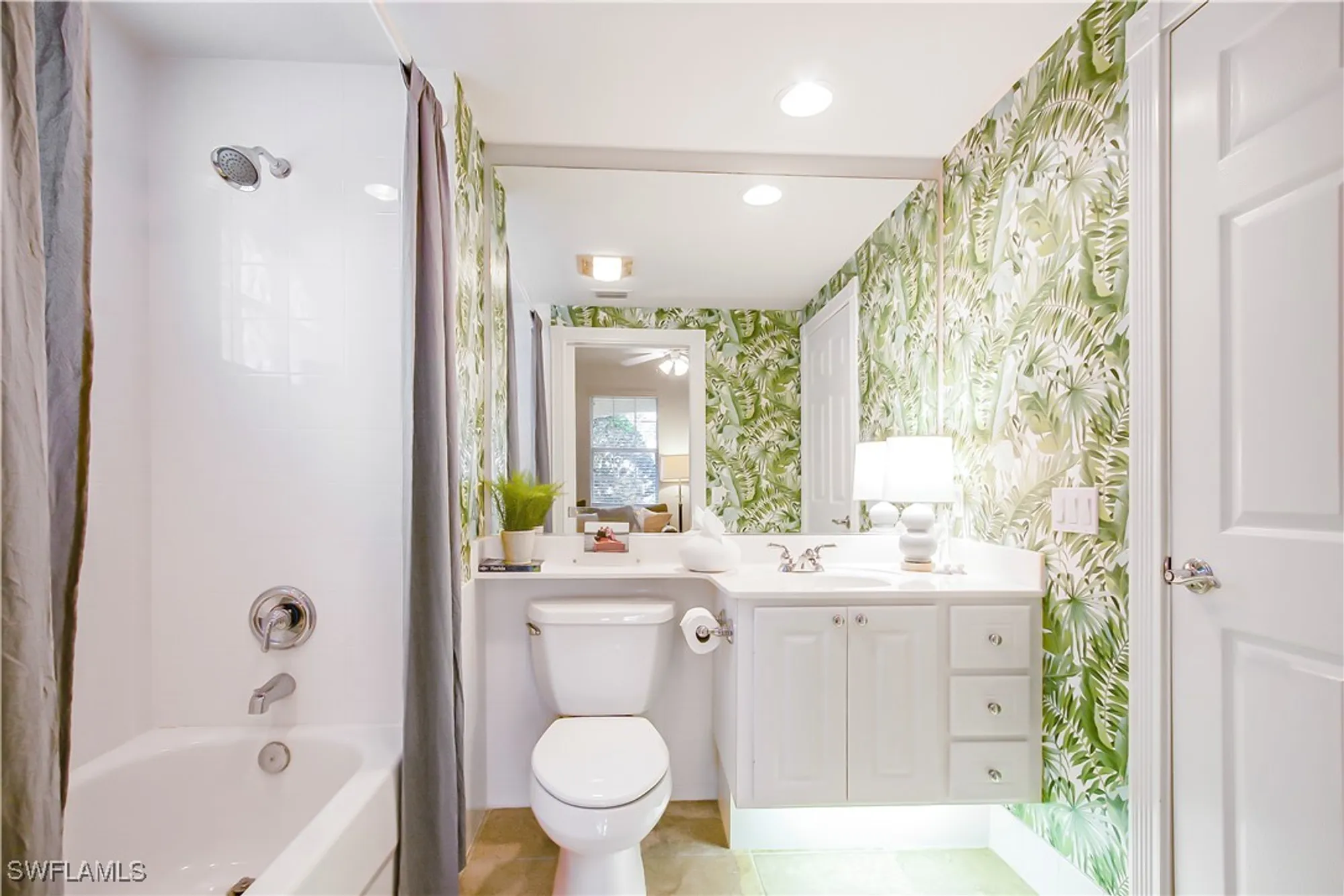 Property Slideshow image 12 of 41 | 7201 bellini way, Naples, FL, 34114