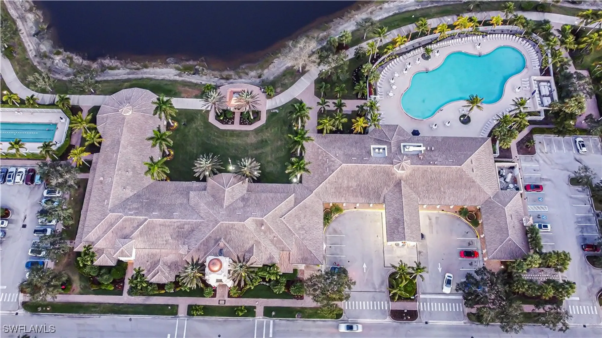 Property Slideshow image 37 of 41 | 7201 bellini way, Naples, FL, 34114