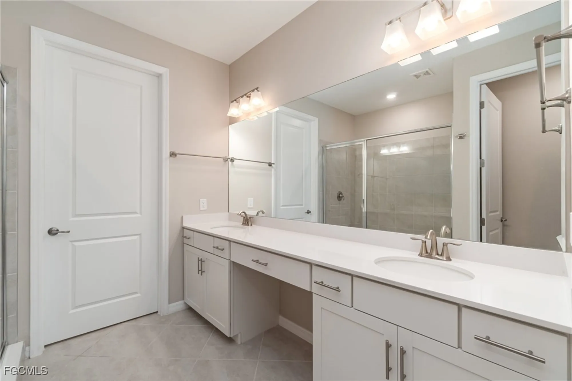 Property Slideshow image 13 of 45 | 3771 pebblebrook ridge ct 201, Fort Myers, FL, 33905