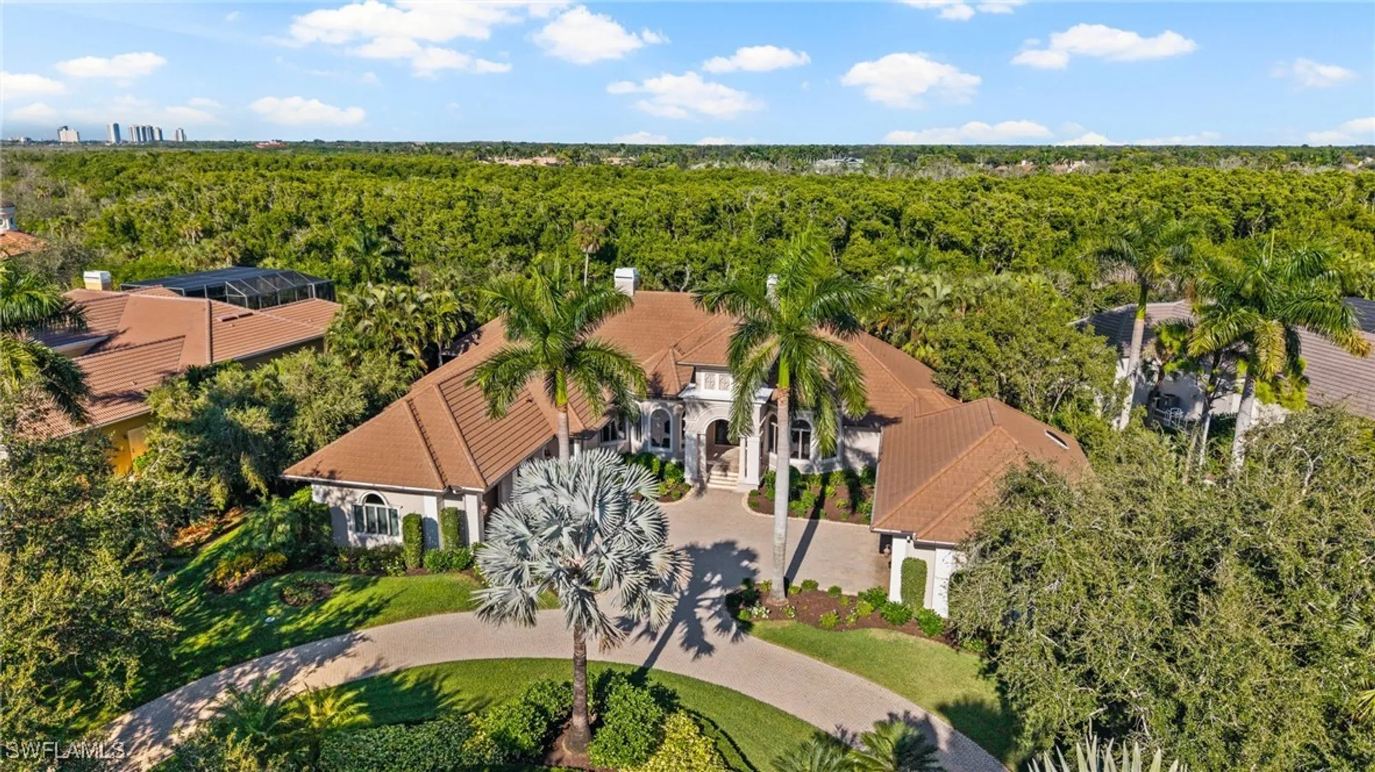 Property Slideshow image 29 of 31 | 26367 woodlyn dr, Bonita Springs, FL, 34134