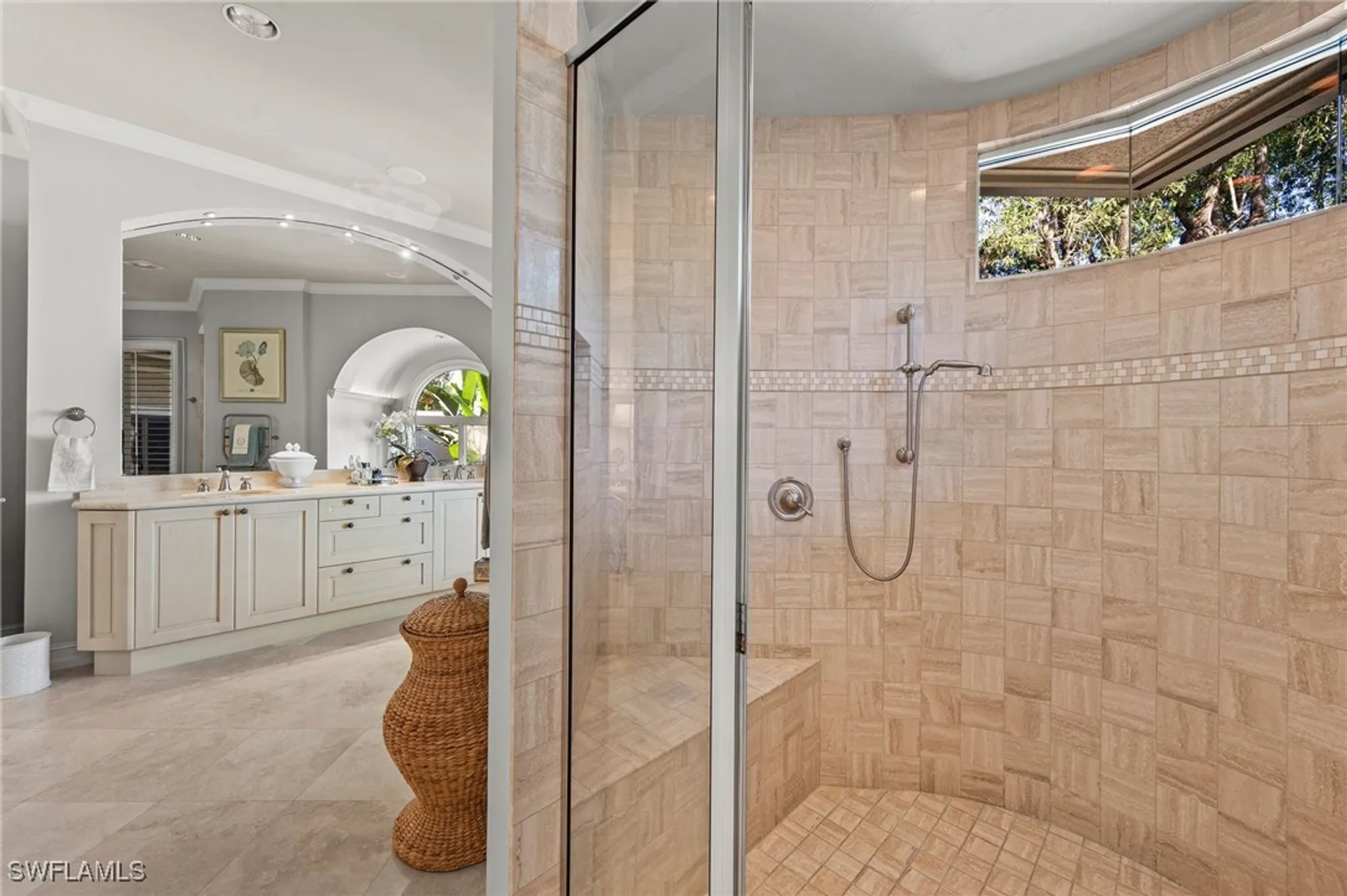 Property Slideshow image 23 of 31 | 26367 woodlyn dr, Bonita Springs, FL, 34134