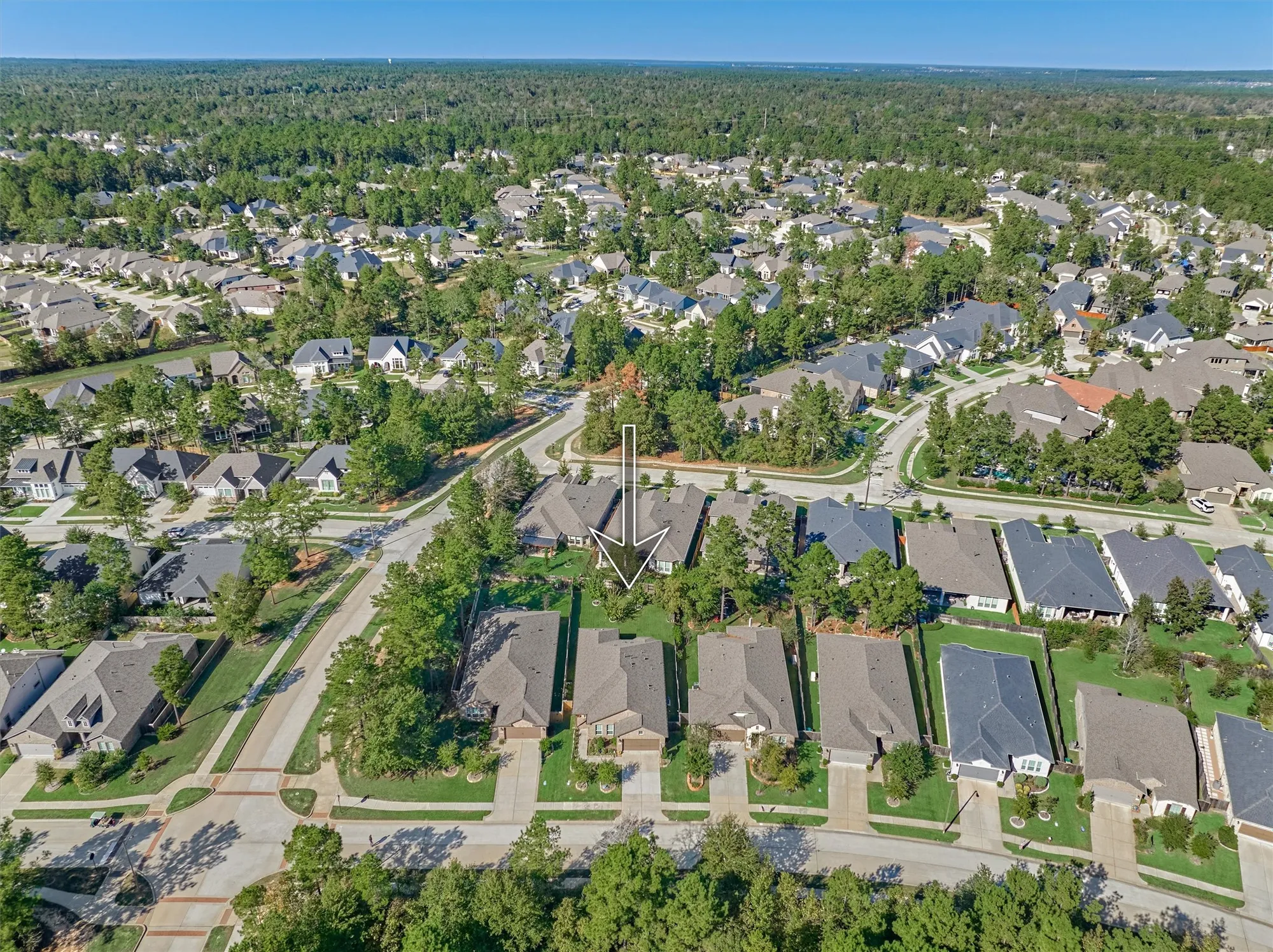 Property Slideshow image 37 of 41 | 332 n arrowhead ln, Montgomery, TX, 77316