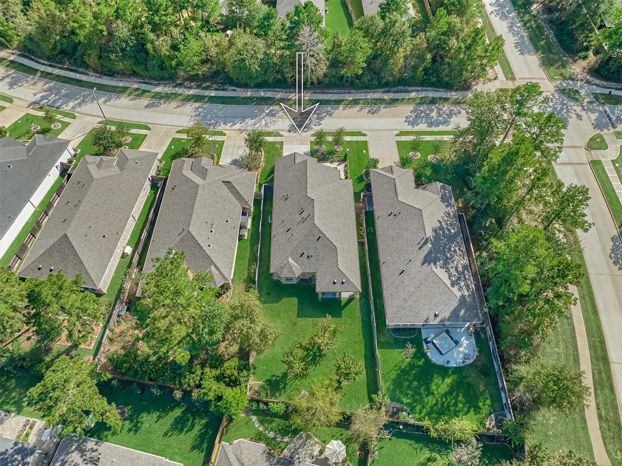 Property Slideshow image 39 of 41 | 332 n arrowhead ln, Montgomery, TX, 77316