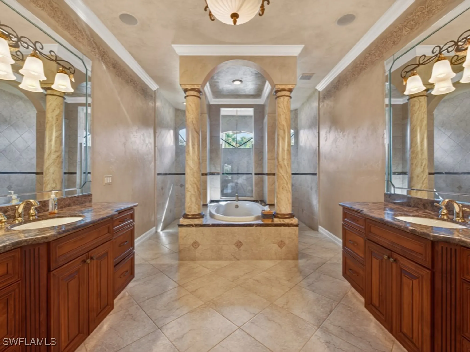 Property Slideshow image 11 of 26 | 7545 snead ct, Naples, FL, 34113