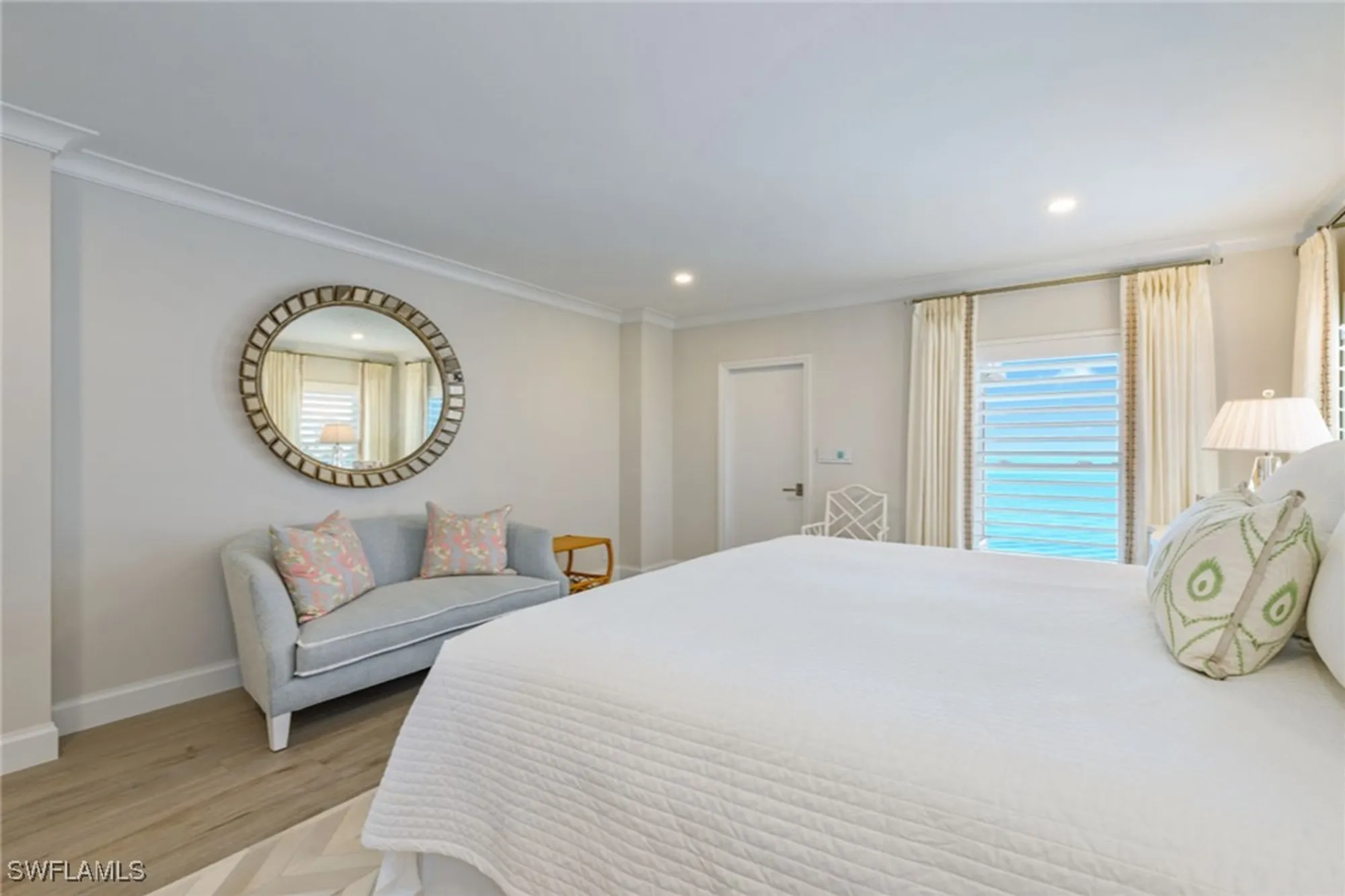 Property Slideshow image 19 of 40 | 2905 gulf shore blvd n apt 703n, Naples, FL, 34103