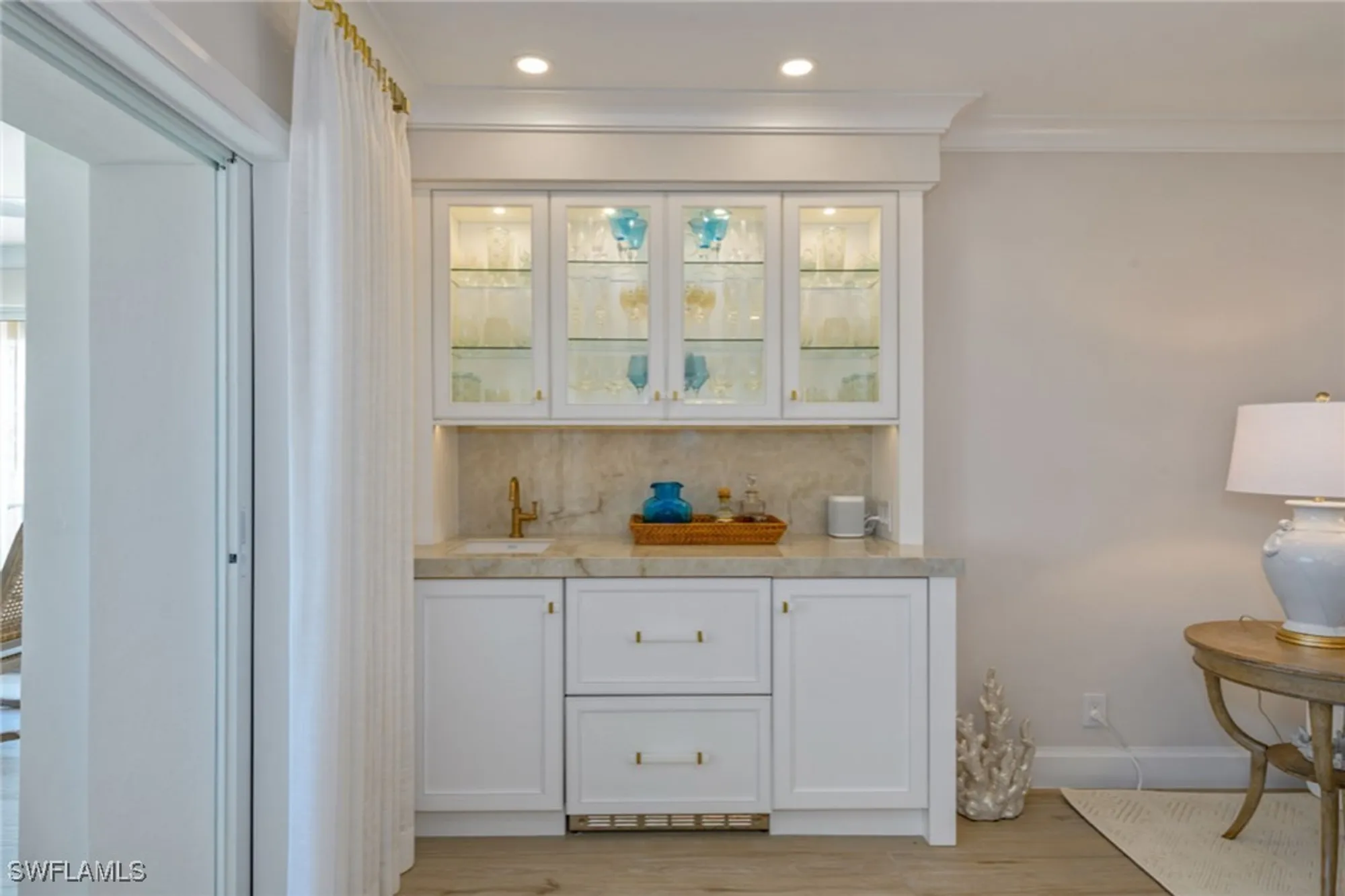 Property Slideshow image 11 of 40 | 2905 gulf shore blvd n apt 703n, Naples, FL, 34103