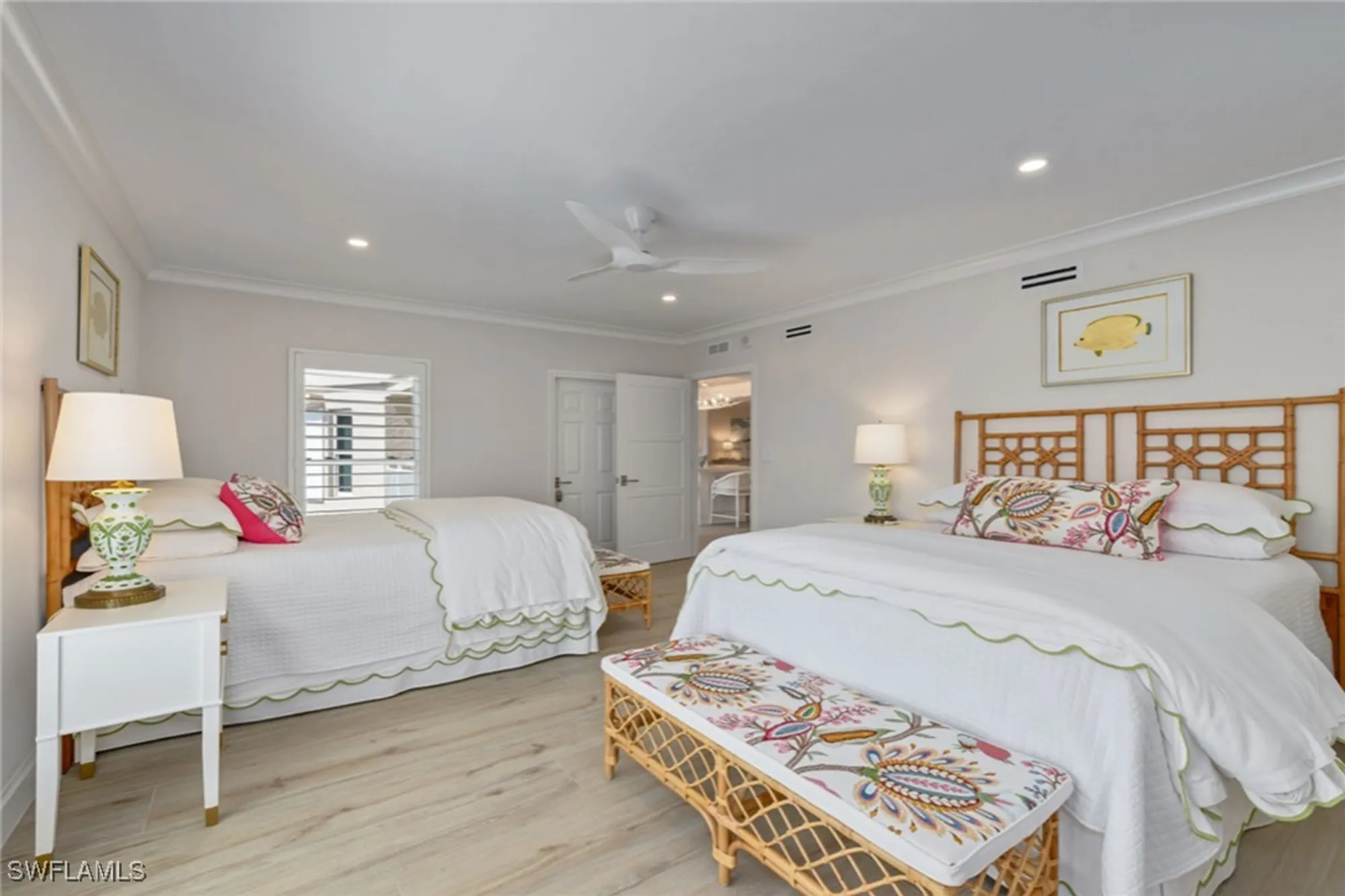 Property Slideshow image 25 of 40 | 2905 gulf shore blvd n apt 703n, Naples, FL, 34103