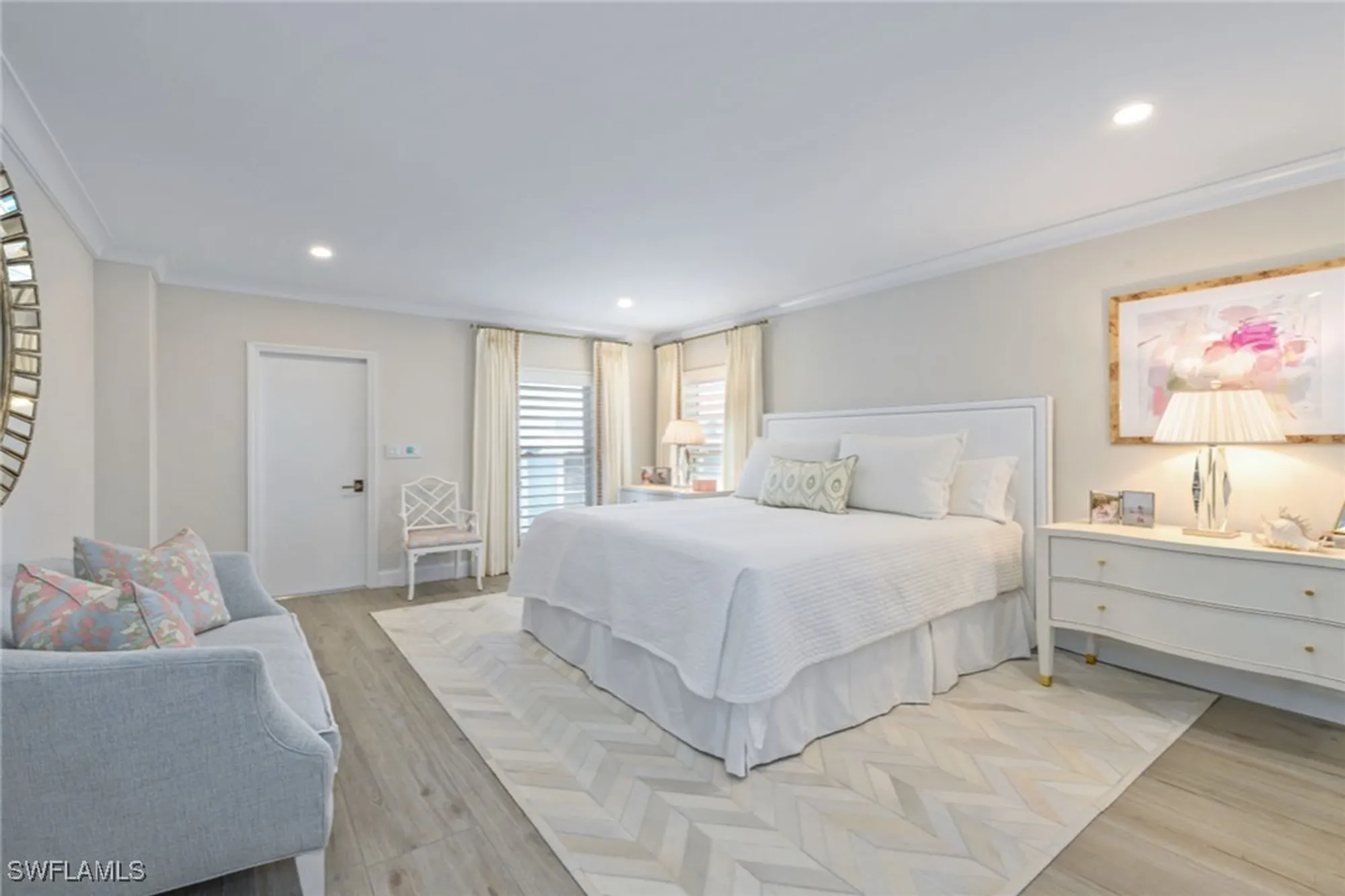 Property Slideshow image 20 of 40 | 2905 gulf shore blvd n apt 703n, Naples, FL, 34103