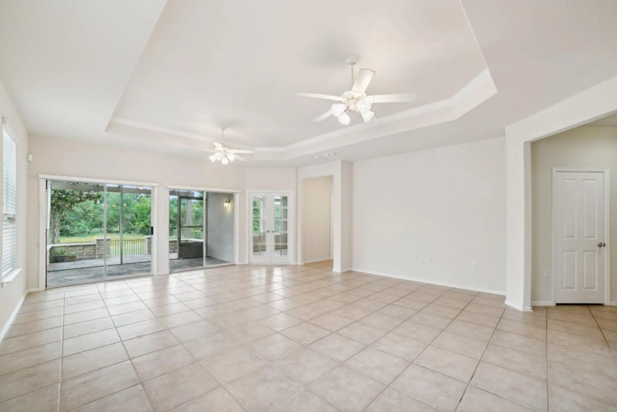 Property Slideshow image 16 of 40 | 207 trinity ln, Georgetown, TX, 78633