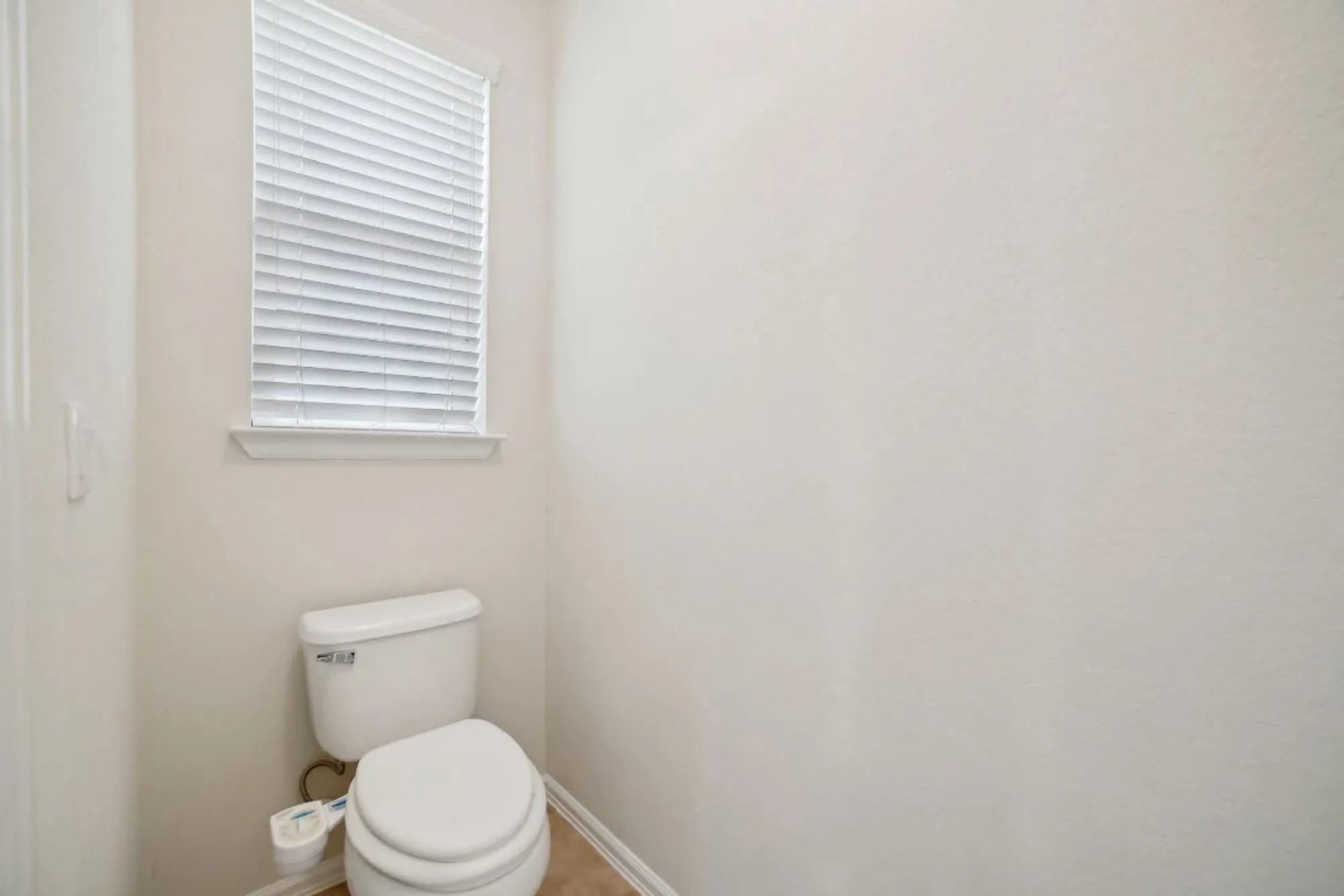 Property Slideshow image 27 of 40 | 207 trinity ln, Georgetown, TX, 78633