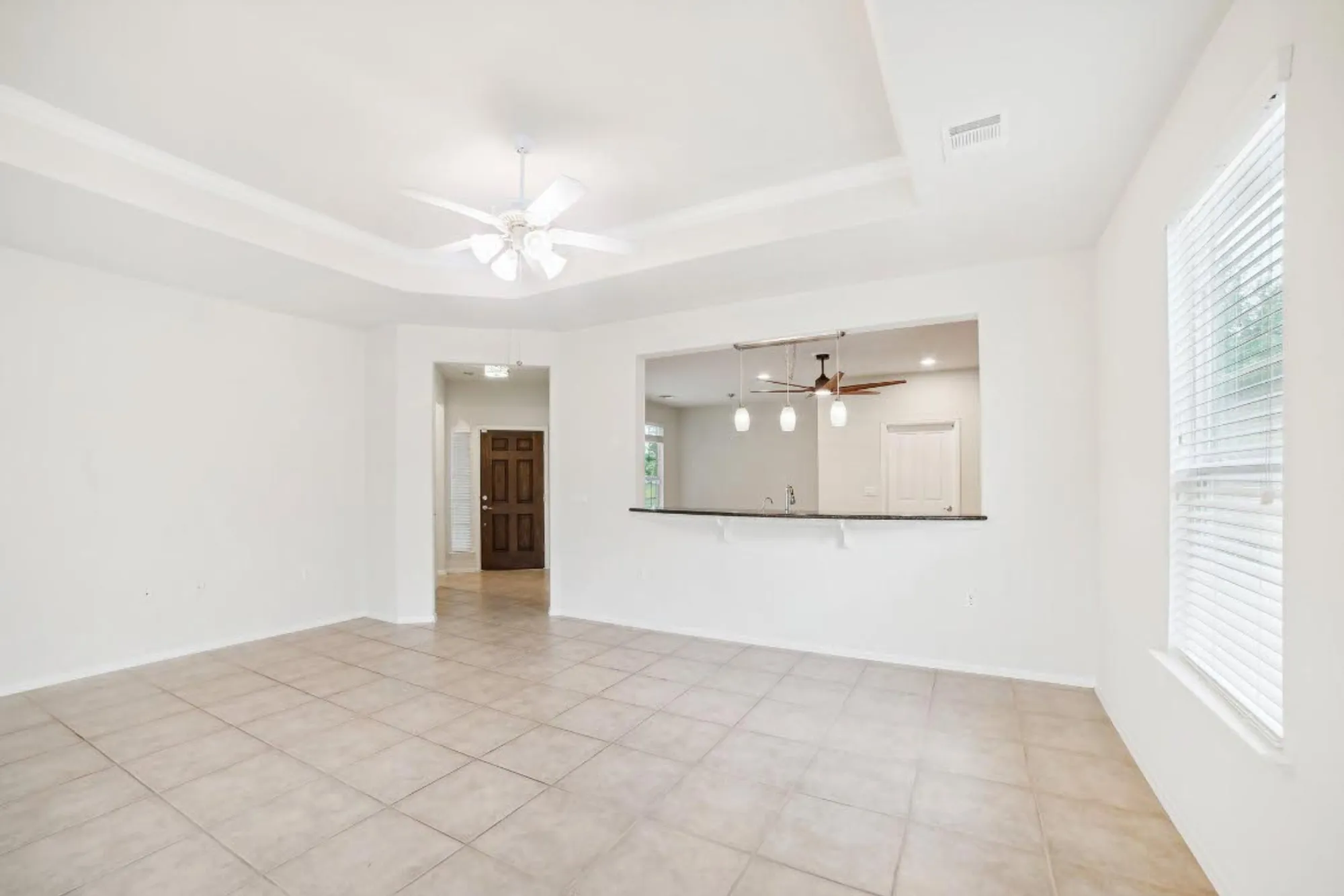 Property Slideshow image 20 of 40 | 207 trinity ln, Georgetown, TX, 78633