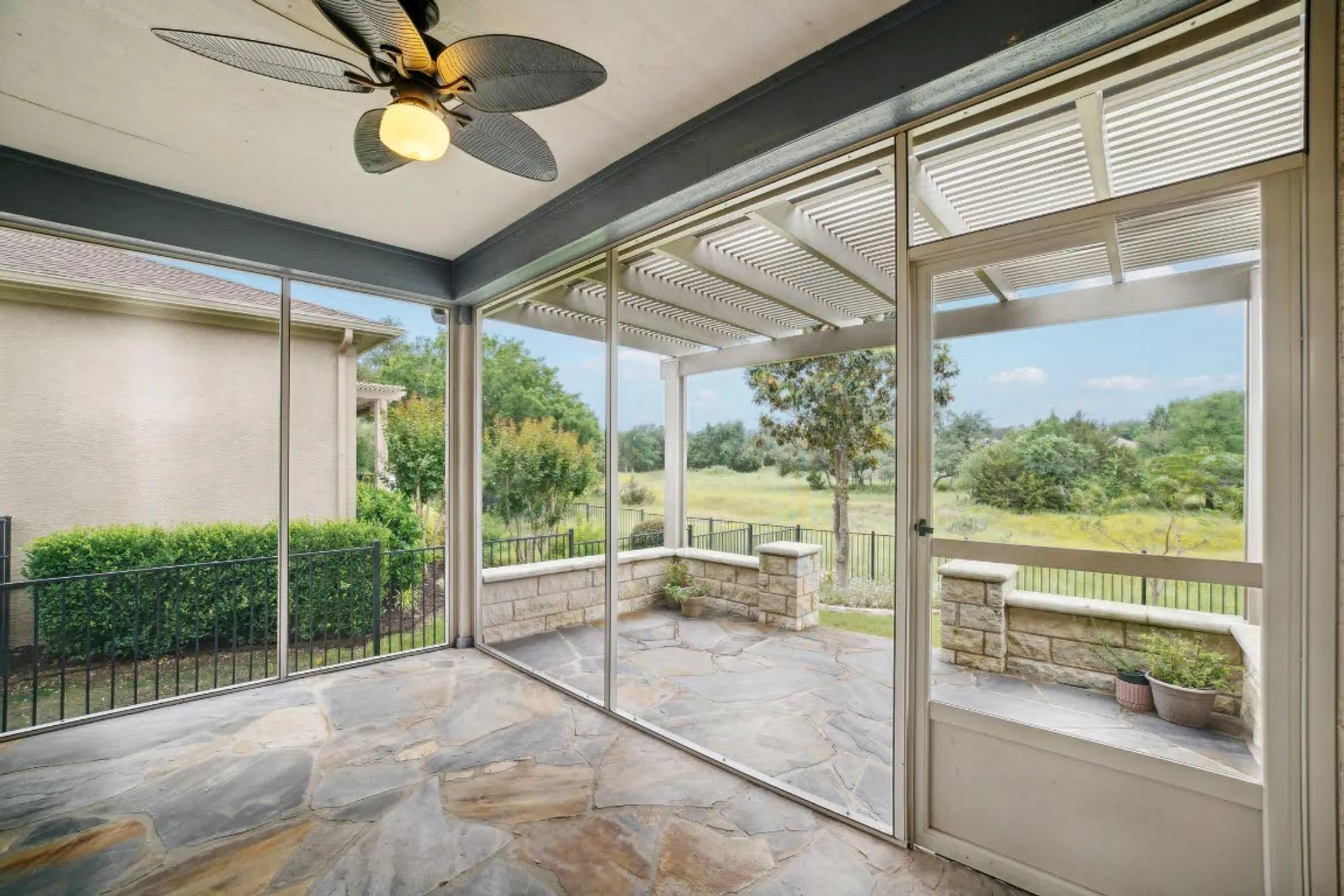 Property Slideshow image 39 of 40 | 207 trinity ln, Georgetown, TX, 78633