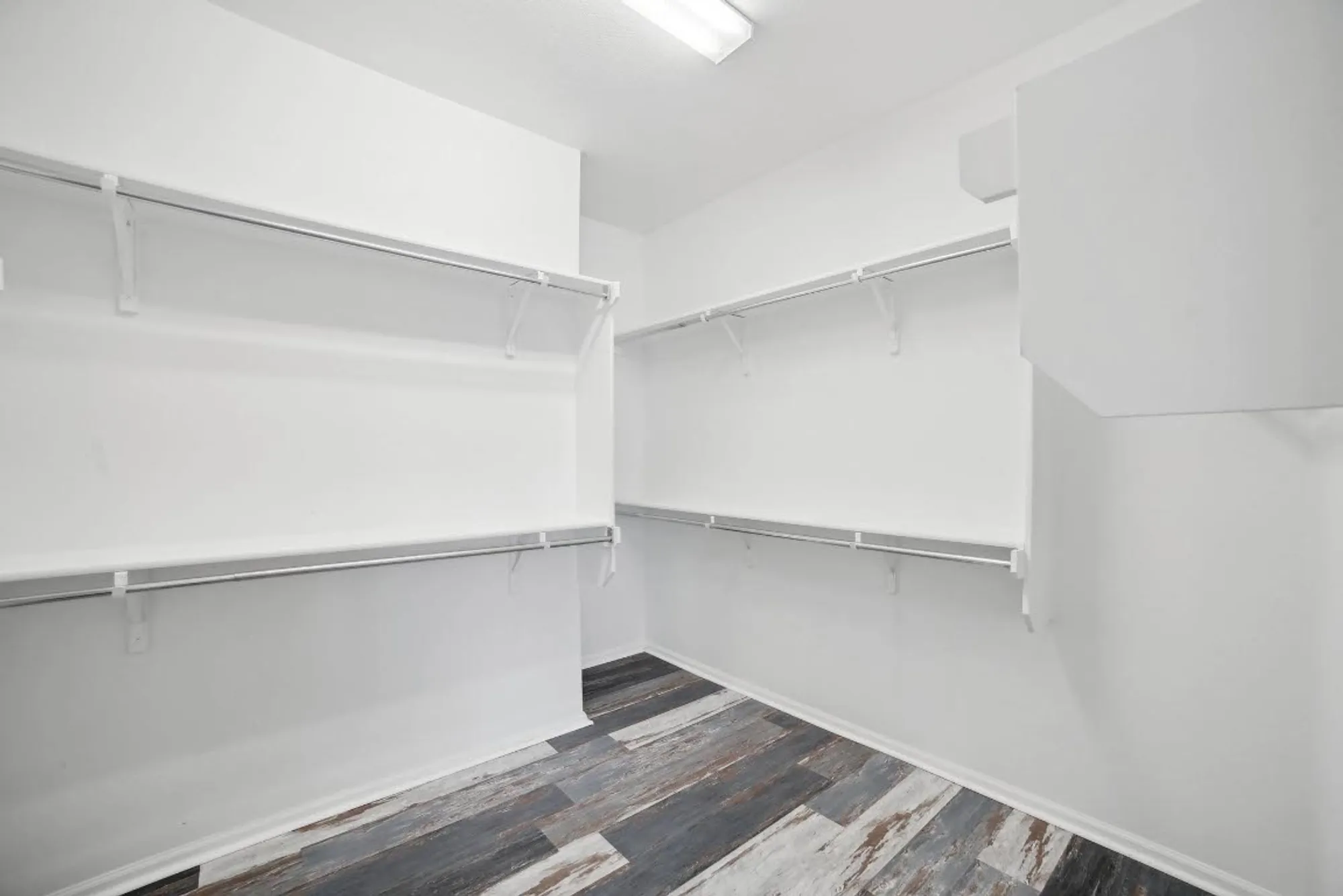 Property Slideshow image 31 of 40 | 207 trinity ln, Georgetown, TX, 78633