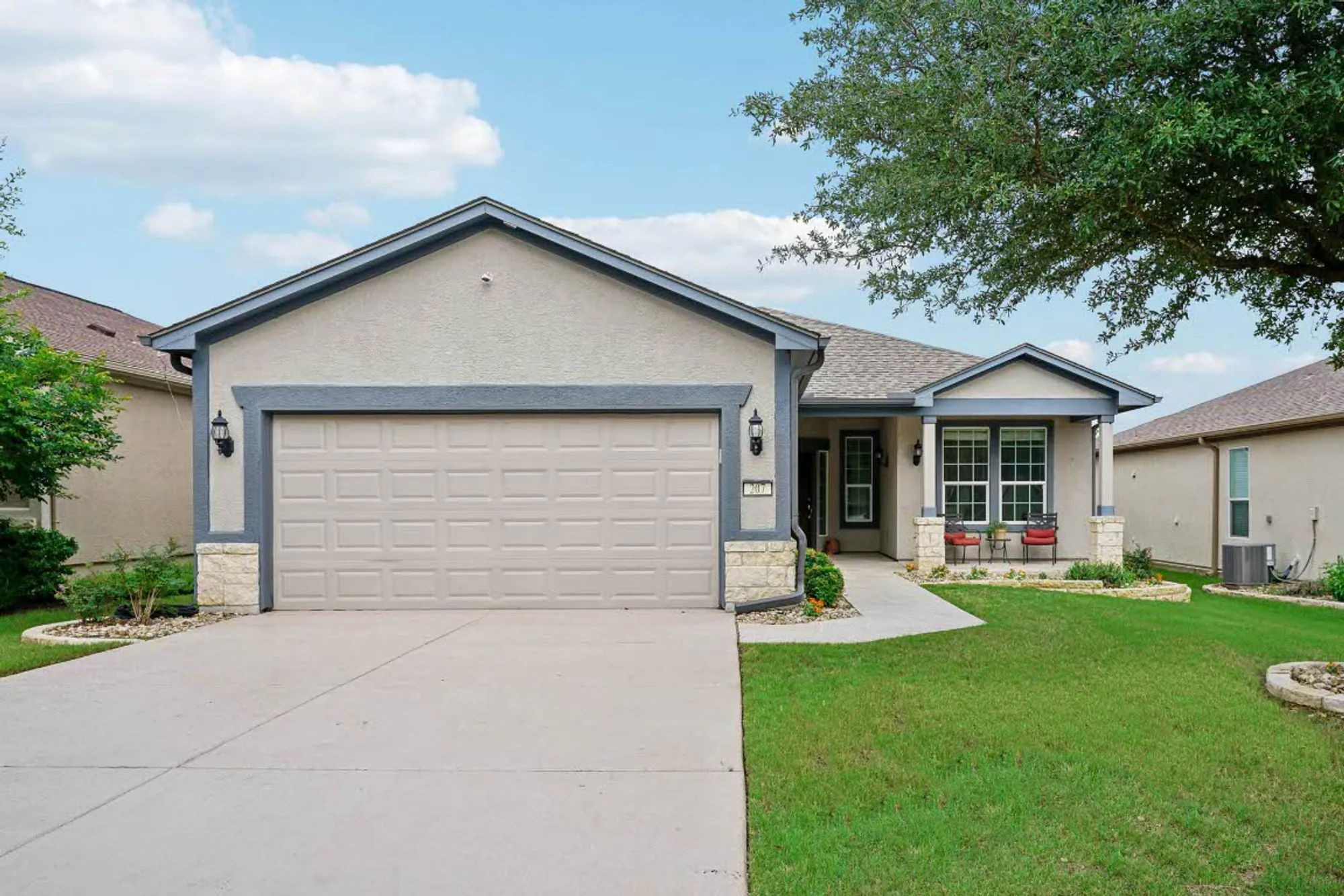 Property Slideshow image 5 of 40 | 207 trinity ln, Georgetown, TX, 78633