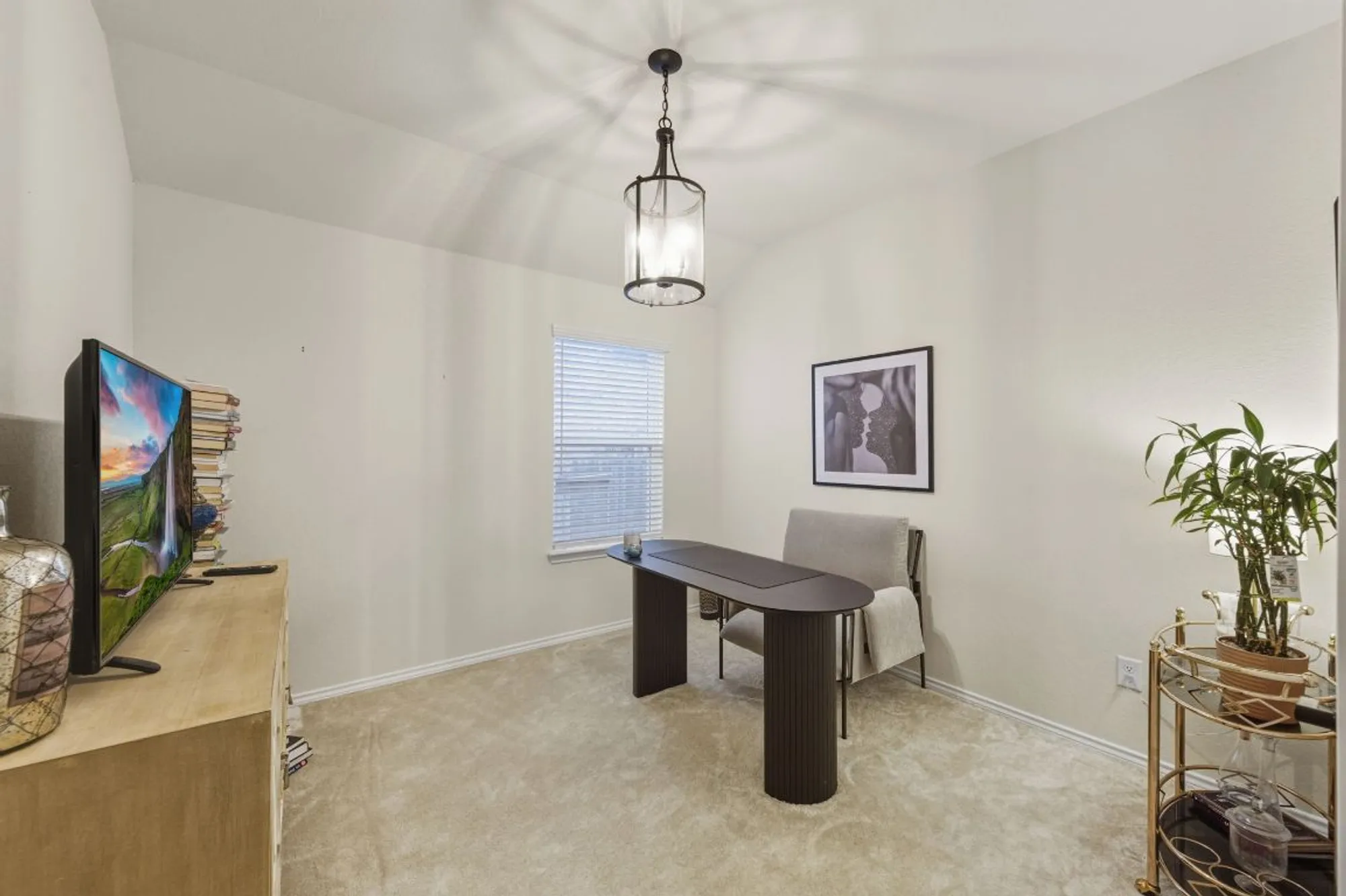 Property Slideshow image 19 of 25 | 2210 steerhead trl, New Braunfels, TX, 78132