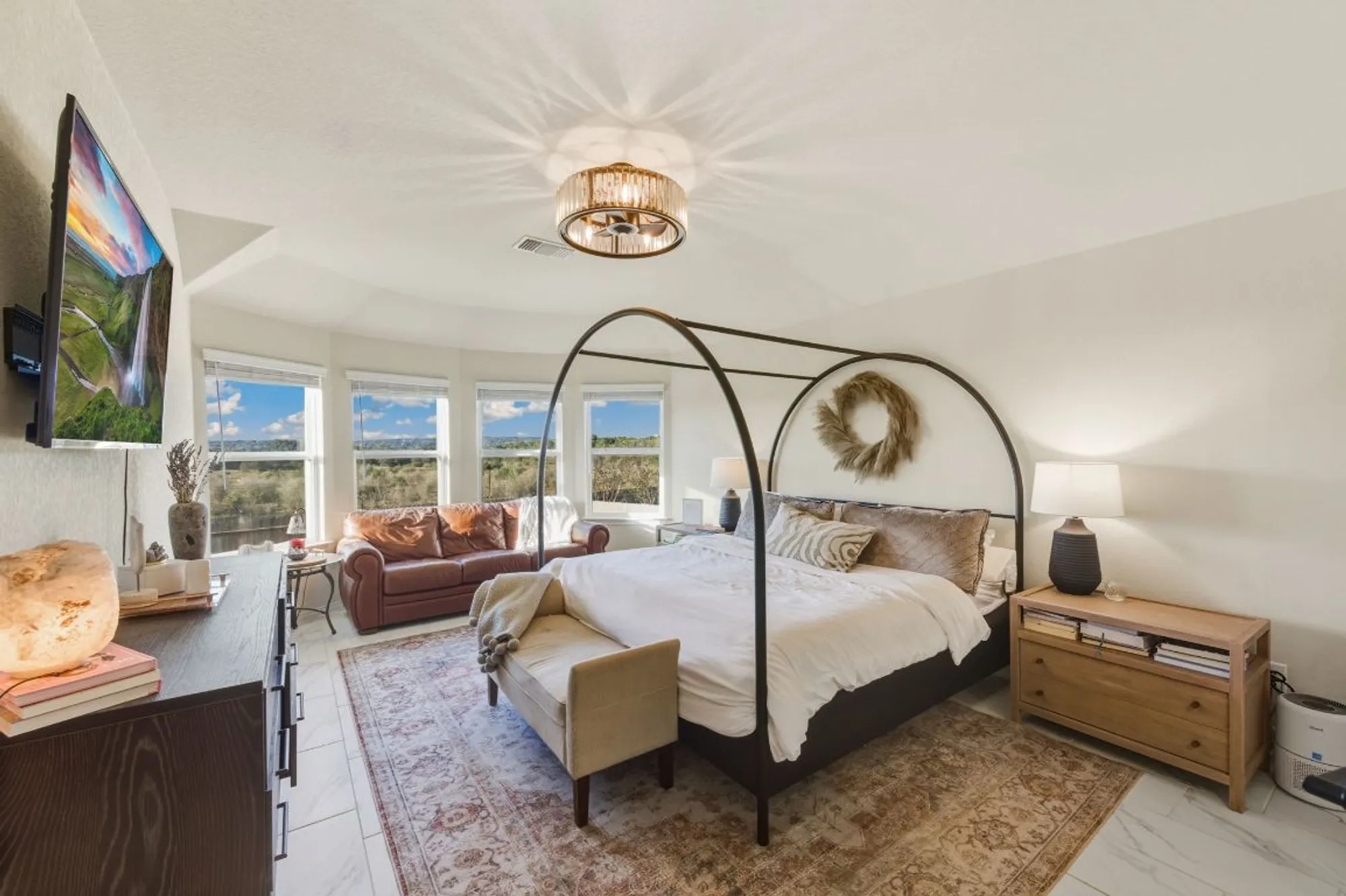 Property Slideshow image 12 of 25 | 2210 steerhead trl, New Braunfels, TX, 78132