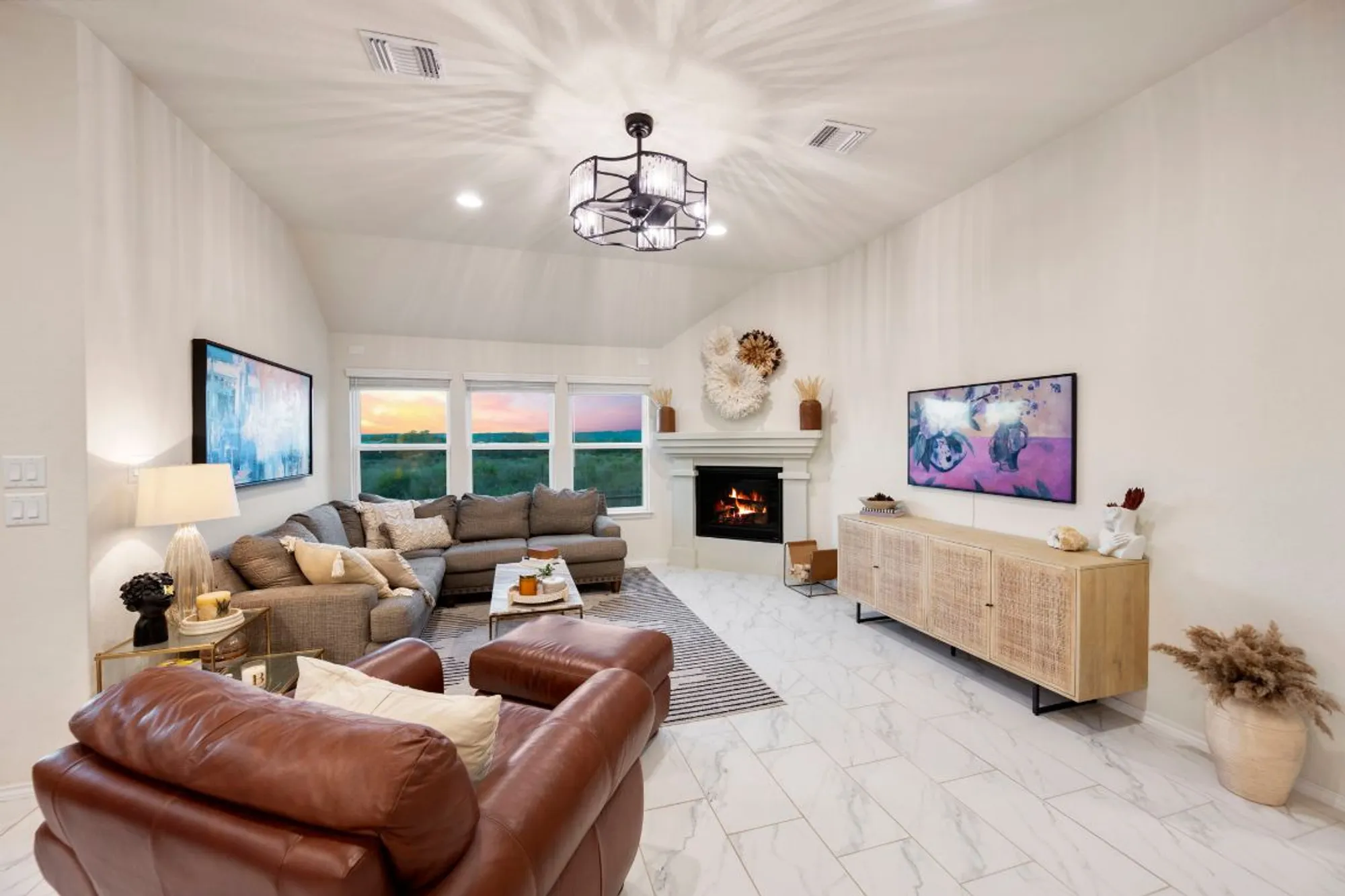 Property Slideshow image 4 of 25 | 2210 steerhead trl, New Braunfels, TX, 78132