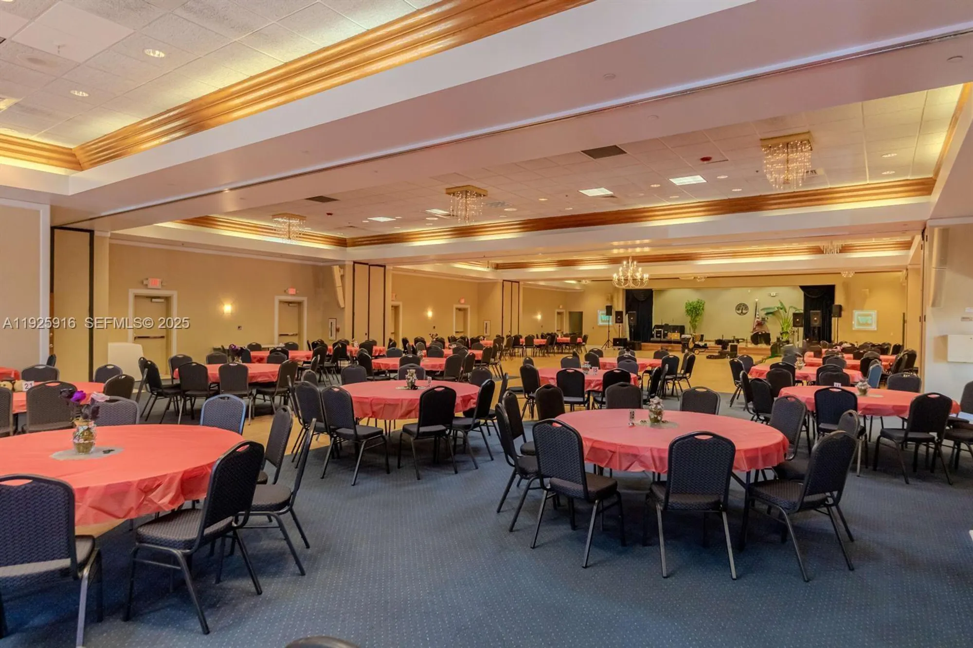 Property Slideshow image 5 of 10 | 4602 martinique way b1, Coconut Creek, FL, 33066