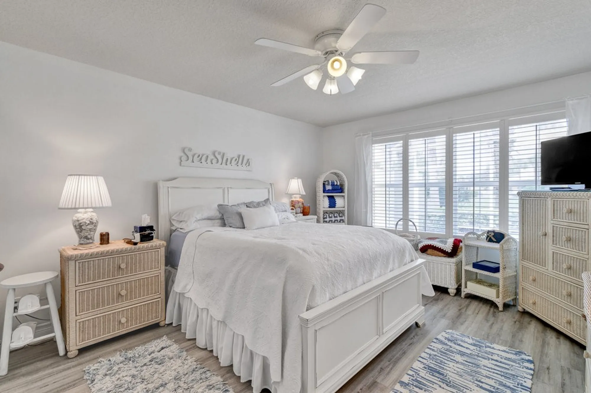 Property Slideshow image 12 of 35 | 4934 corsica sq, Vero Beach, FL, 32967