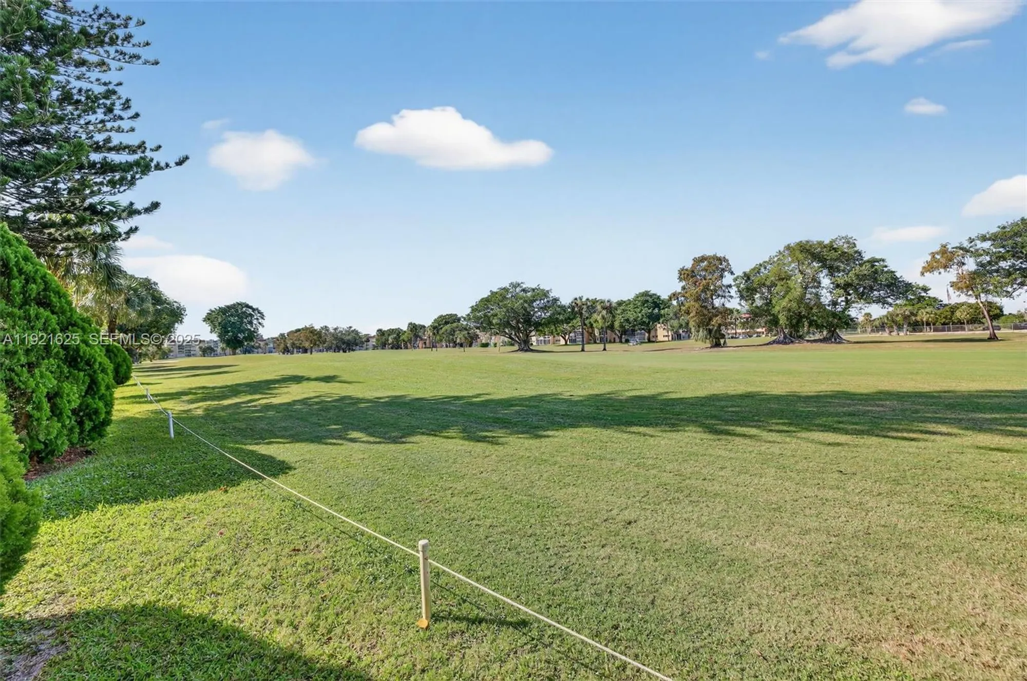 Property Slideshow image 31 of 44 | 7817 golf circle dr 301, Margate, FL, 33063