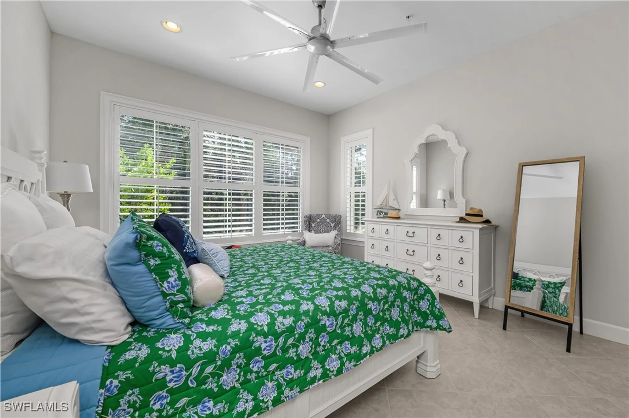 Property Slideshow image 17 of 50 | 6552 dominica dr unit 101, Naples, FL, 34113