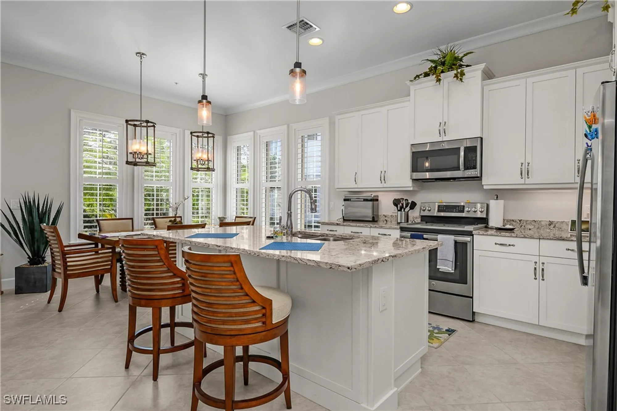 Property Slideshow image 11 of 50 | 6552 dominica dr unit 101, Naples, FL, 34113