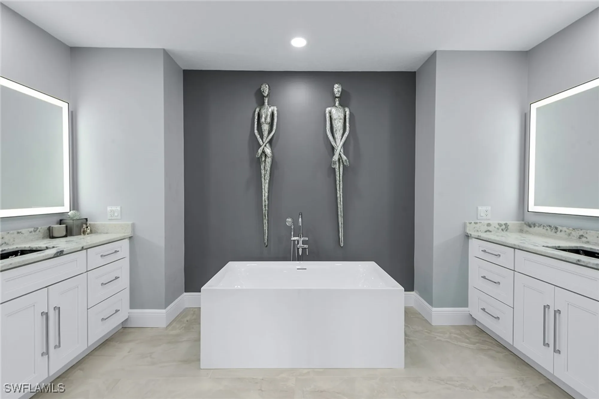 Property Slideshow image 15 of 48 | 9234 tesoro ln 104, Naples, FL, 34114