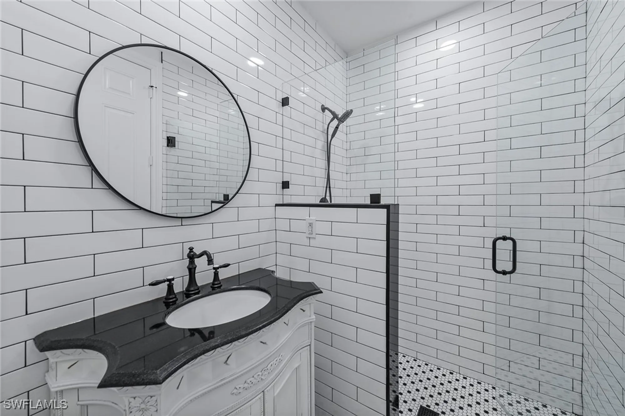 Property Slideshow image 23 of 48 | 9234 tesoro ln 104, Naples, FL, 34114