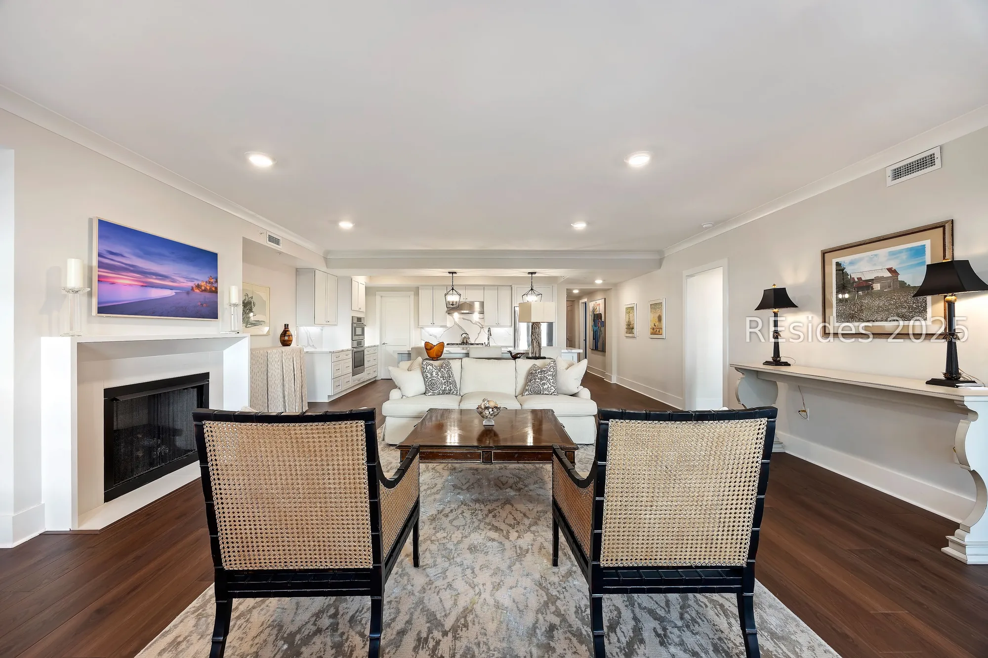 Property Slideshow image 14 of 63 | 63 skull creek dr apt 402, Hilton Head Island, SC, 29926