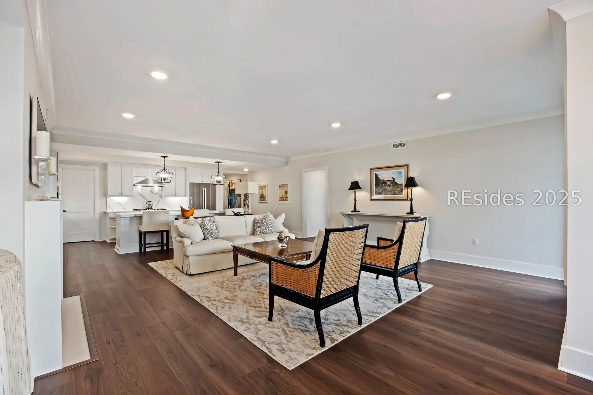 Property Slideshow image 16 of 63 | 63 skull creek dr apt 402, Hilton Head Island, SC, 29926