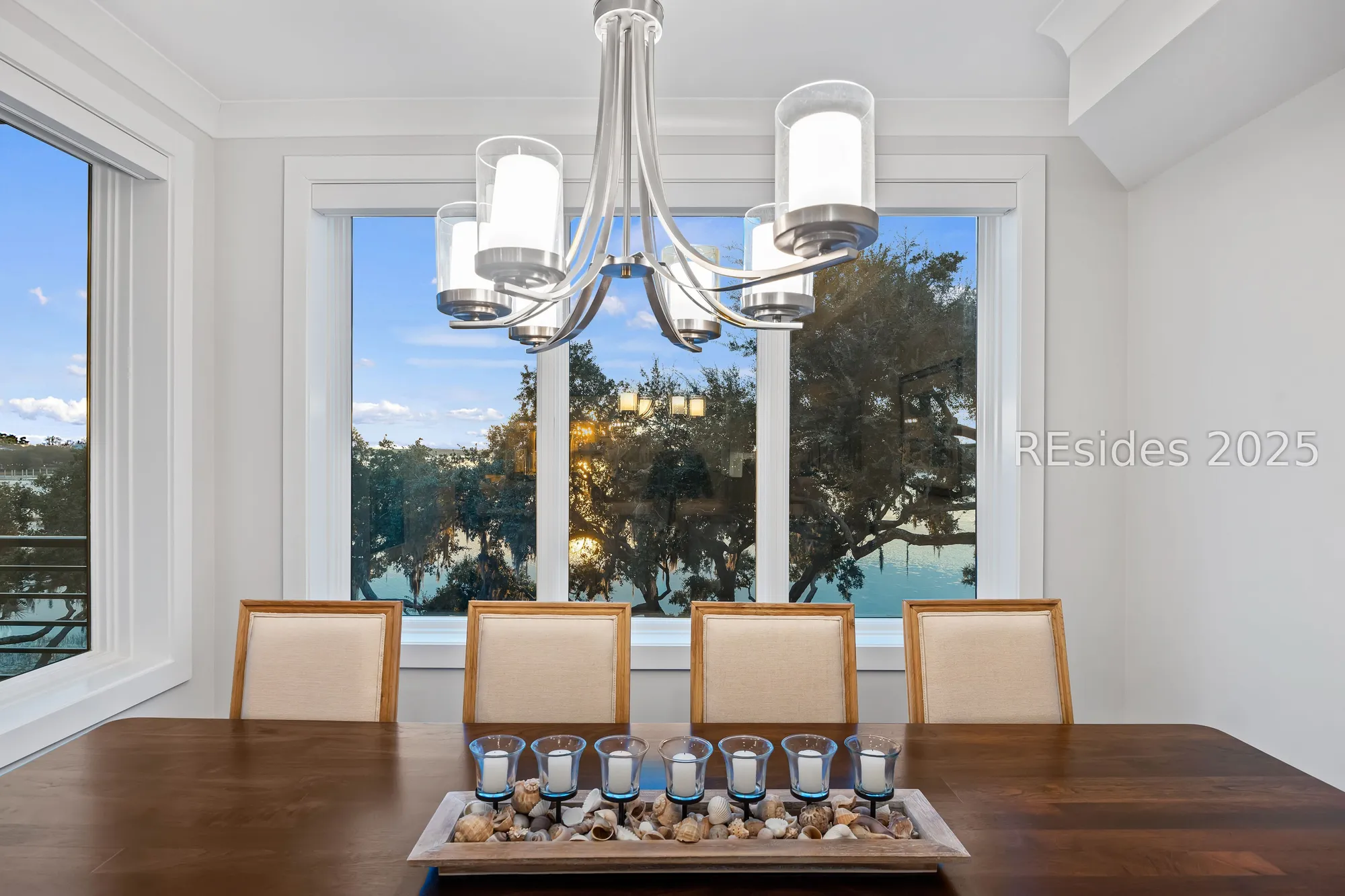 Property Slideshow image 27 of 63 | 63 skull creek dr apt 402, Hilton Head Island, SC, 29926