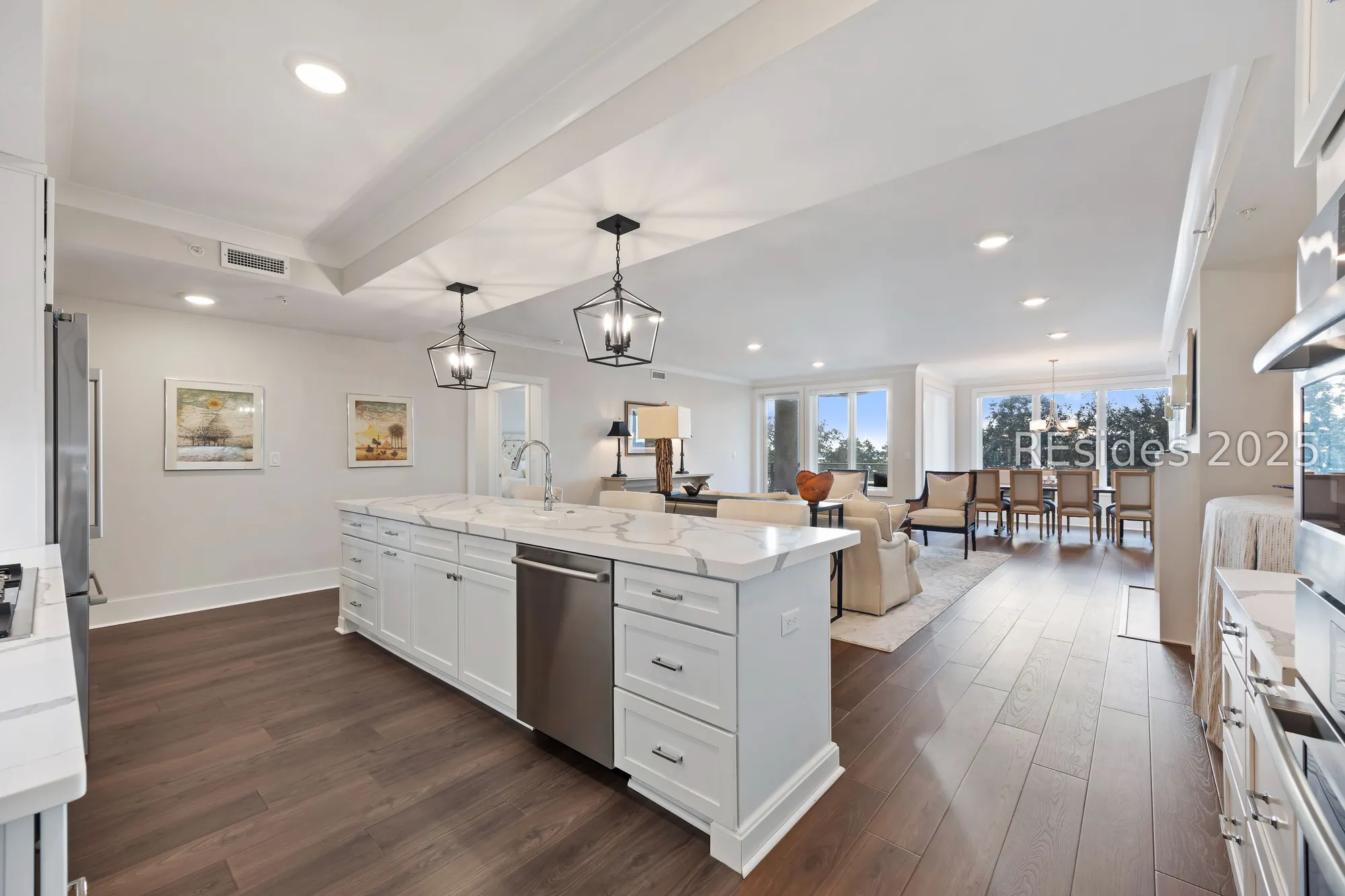 Property Slideshow image 20 of 63 | 63 skull creek dr apt 402, Hilton Head Island, SC, 29926