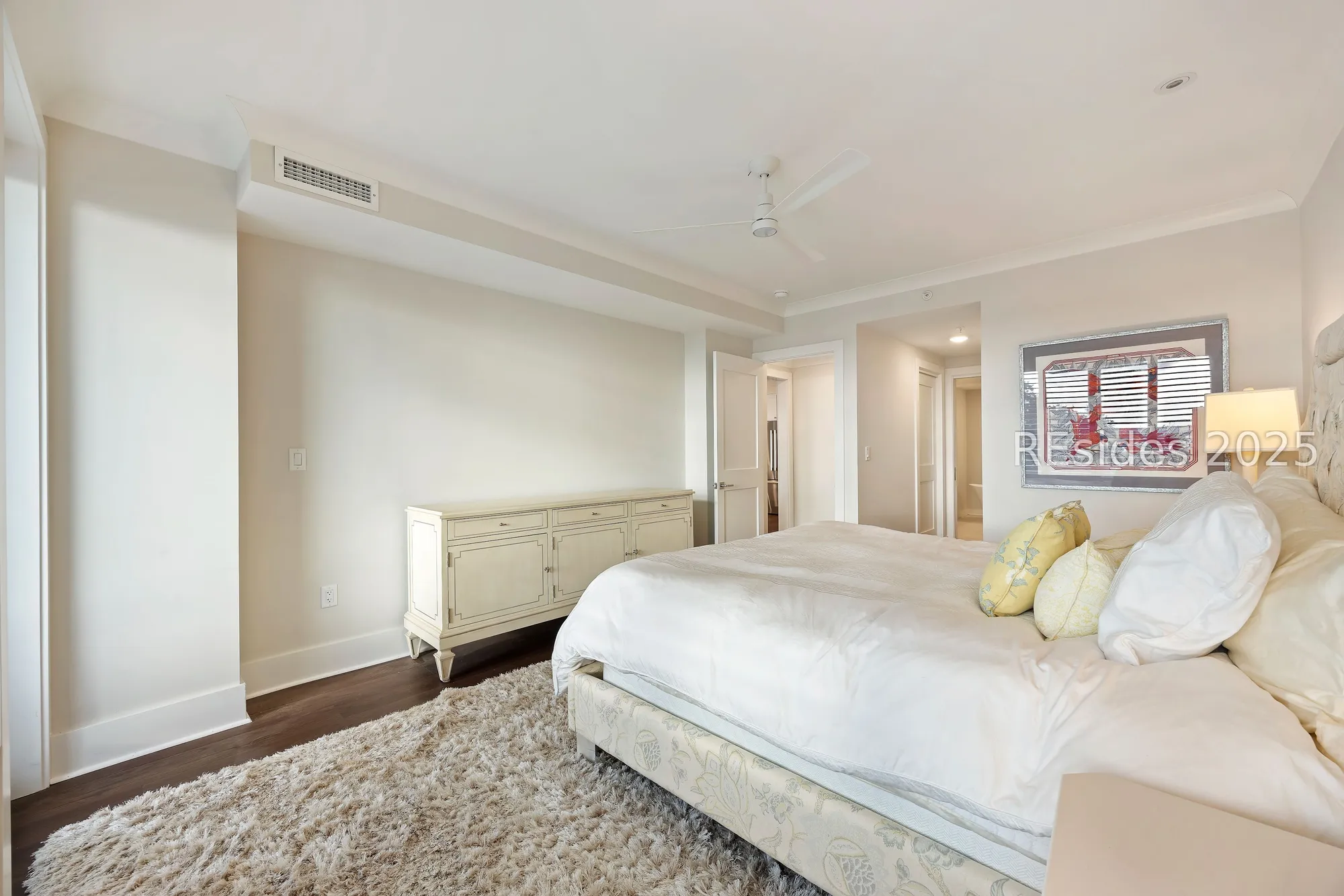 Property Slideshow image 39 of 63 | 63 skull creek dr apt 402, Hilton Head Island, SC, 29926