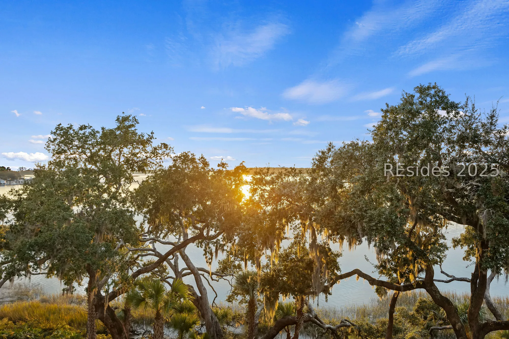 Property Slideshow image 32 of 63 | 63 skull creek dr apt 402, Hilton Head Island, SC, 29926