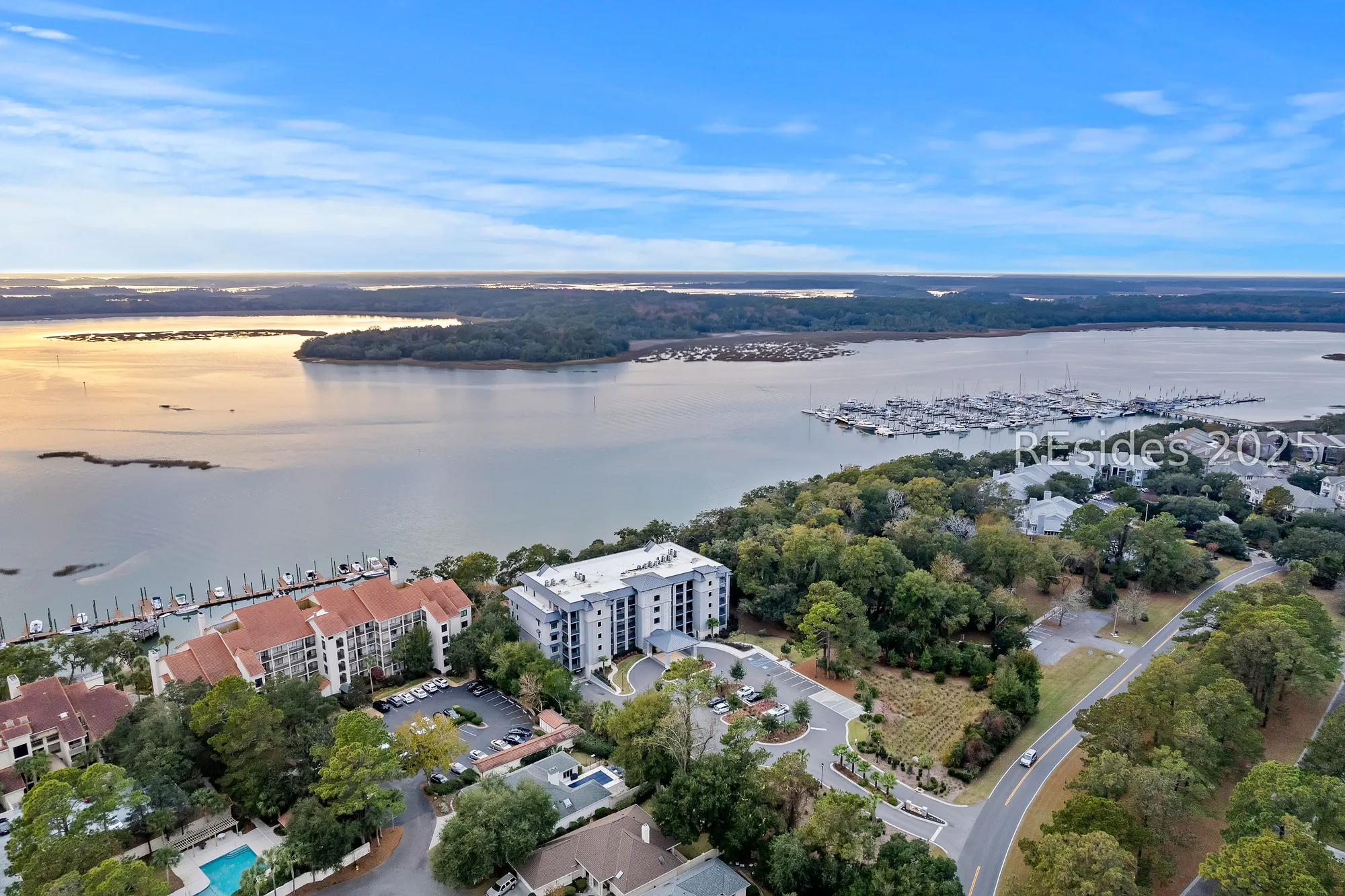 Property Slideshow image 57 of 63 | 63 skull creek dr apt 402, Hilton Head Island, SC, 29926